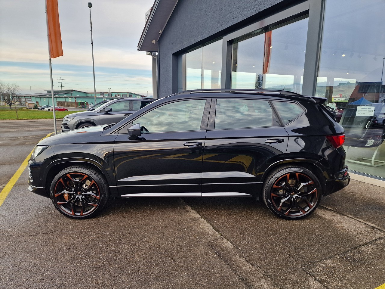 CUPRA Ateca 2.0TSI 4Drive DSG-image-2