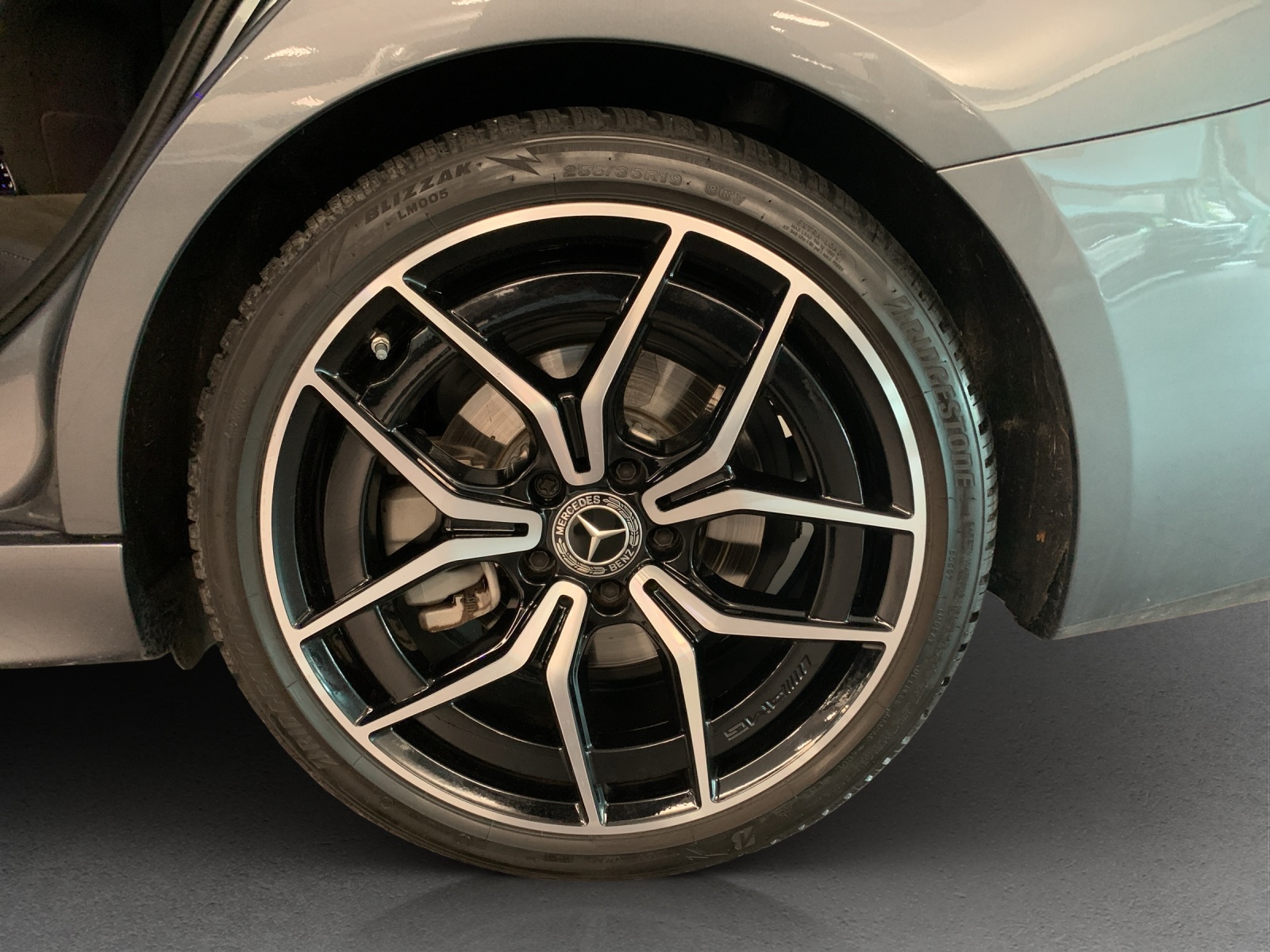 MERCEDES-BENZ C 200 4 Matic-image-12