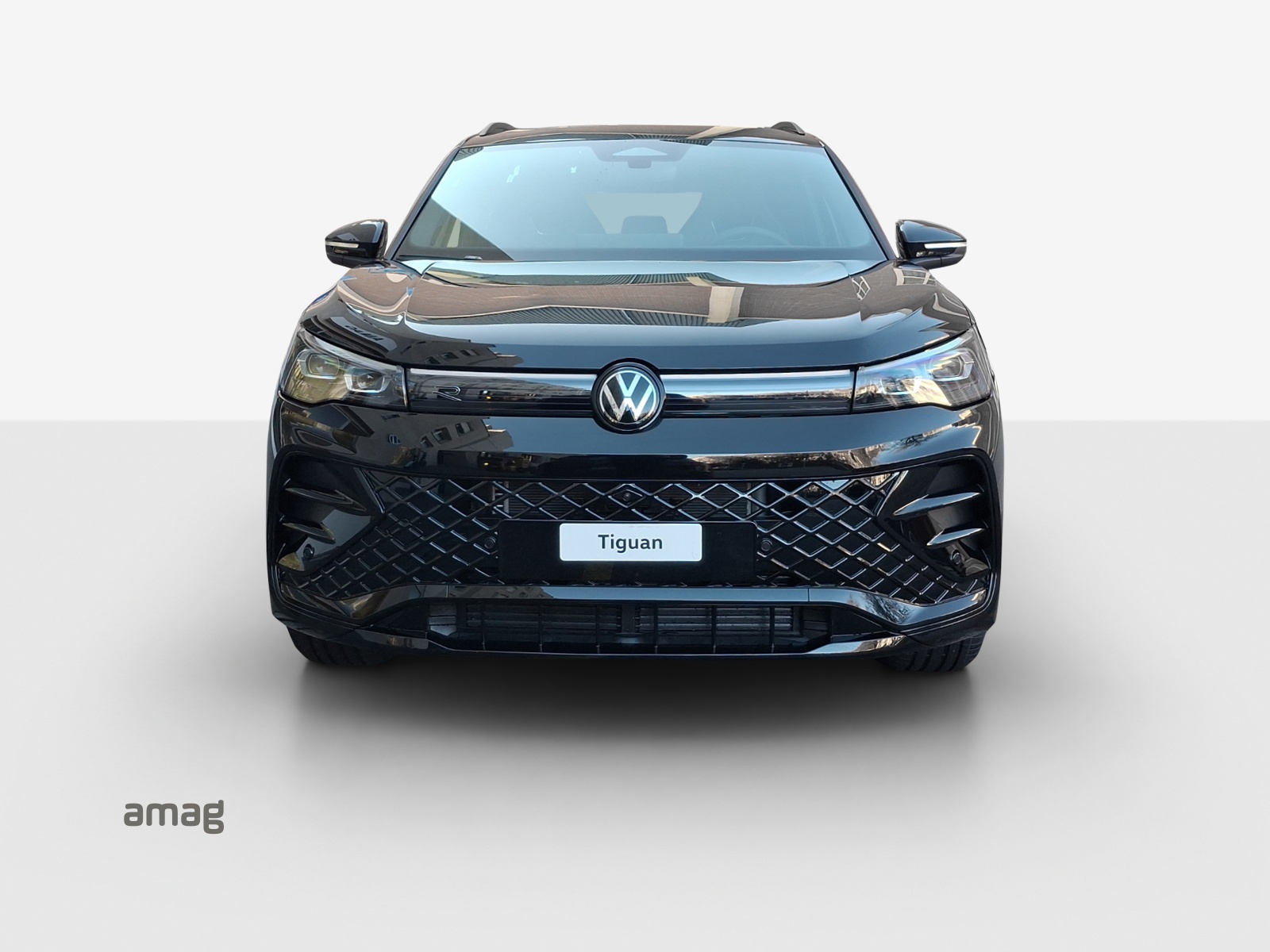 VW Tiguan 2.0 TSI DSG R-Line 4Motion-image-6