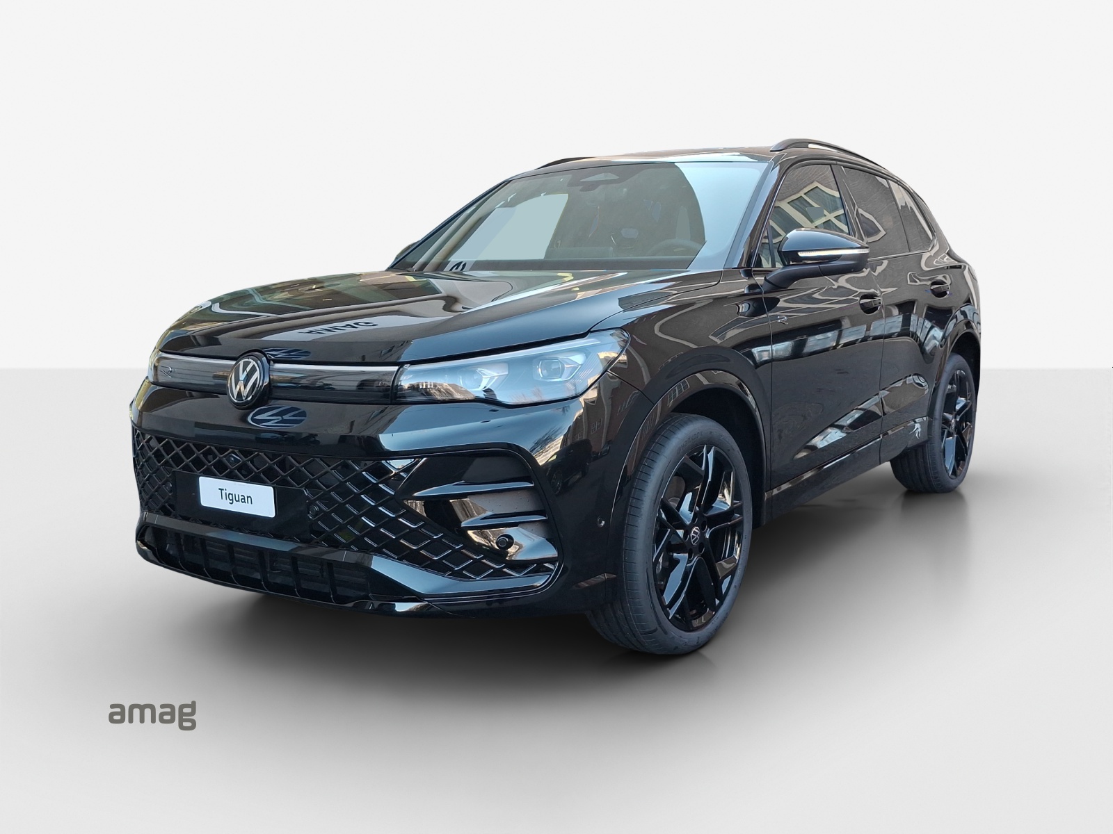 VW Tiguan 2.0 TSI DSG R-Line 4Motion-image-0