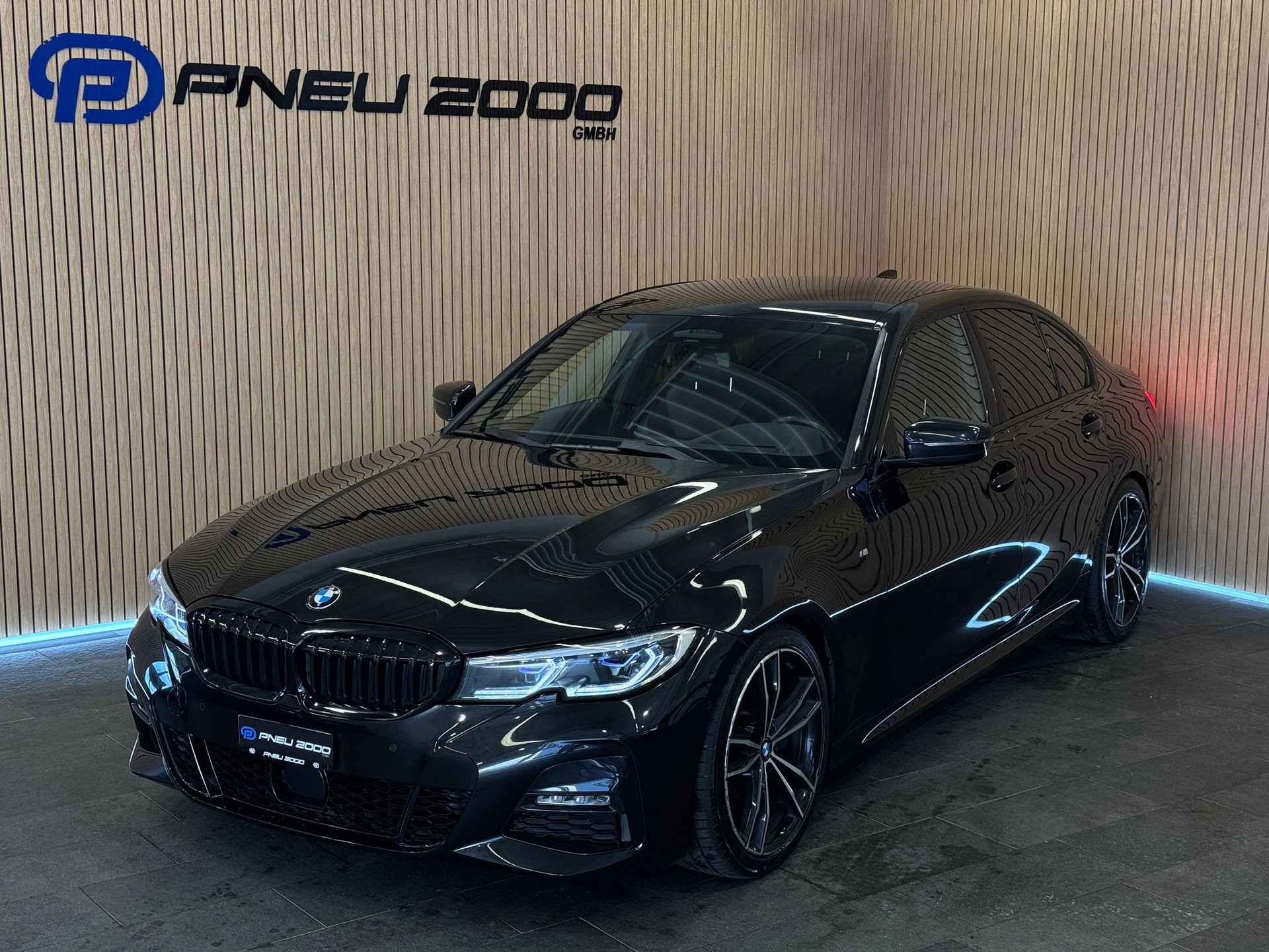 BMW 320d xDrive M Sport Steptronic-image-0