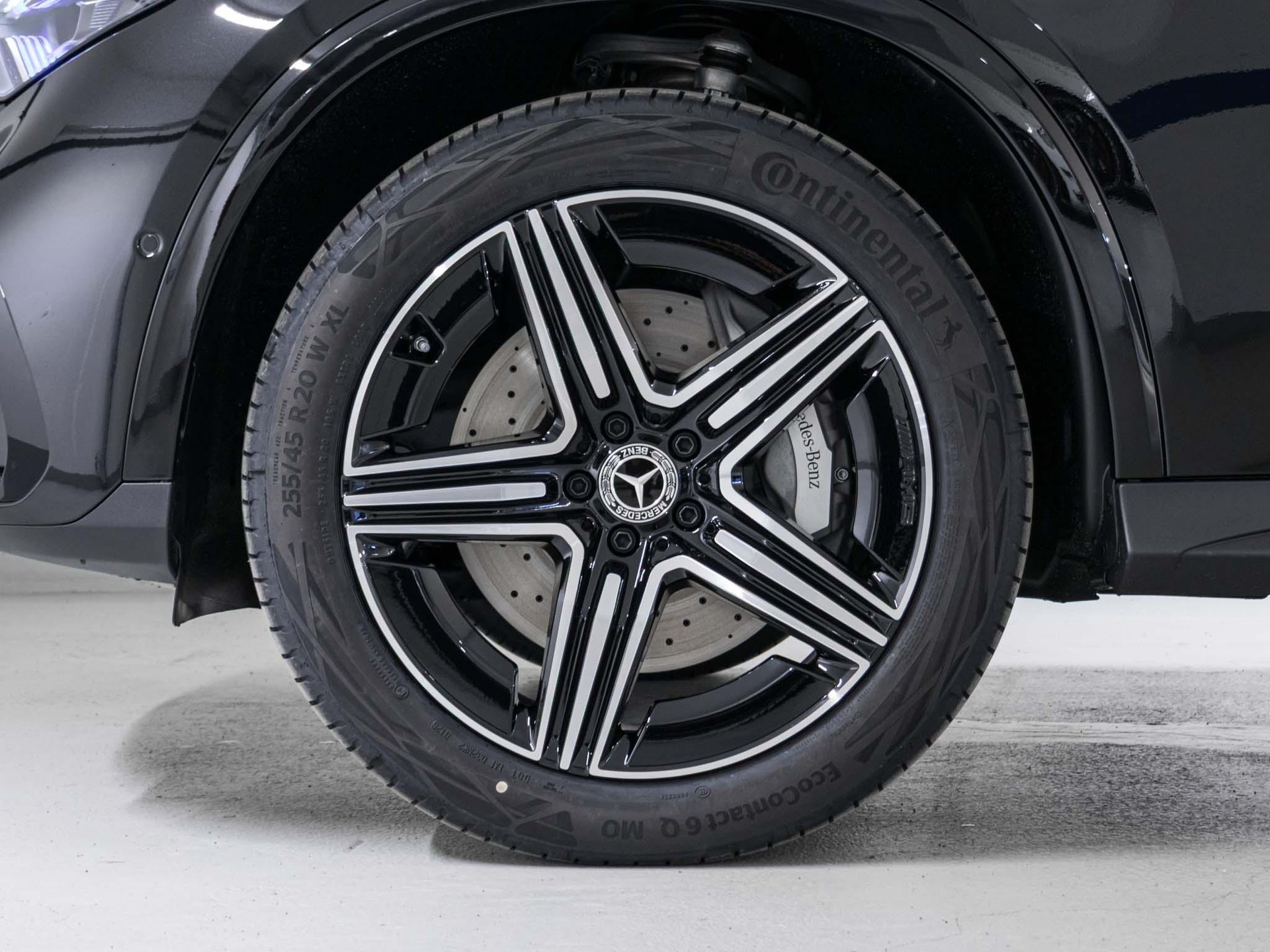 MERCEDES-BENZ GLC 300 4MATIC-image-14