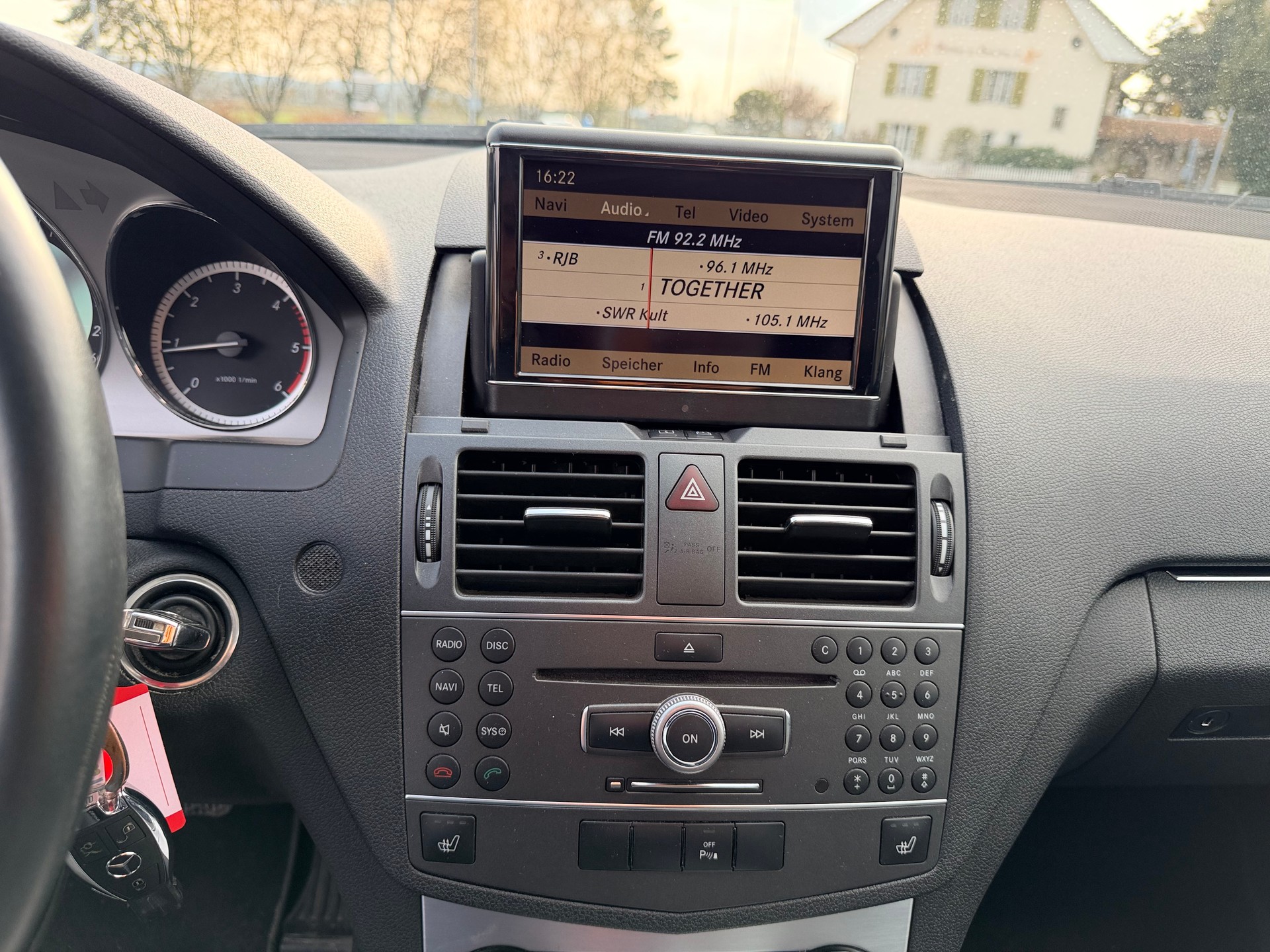 MERCEDES-BENZ C 250 CDI BlueEff. Avantgarde 4Matic 7G-Tronic-image-13