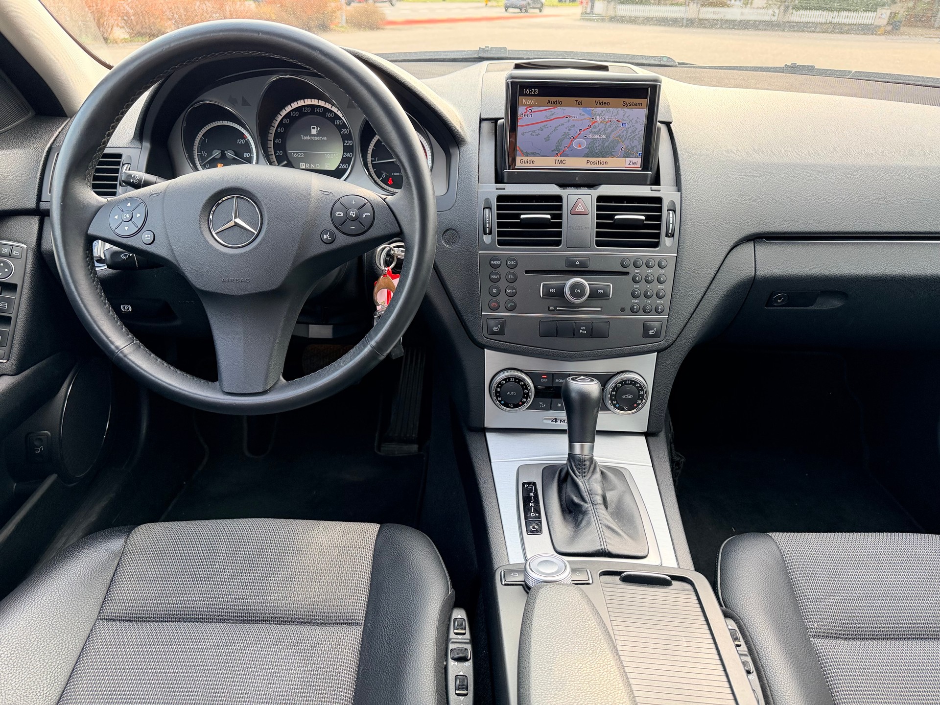 MERCEDES-BENZ C 250 CDI BlueEff. Avantgarde 4Matic 7G-Tronic-image-12