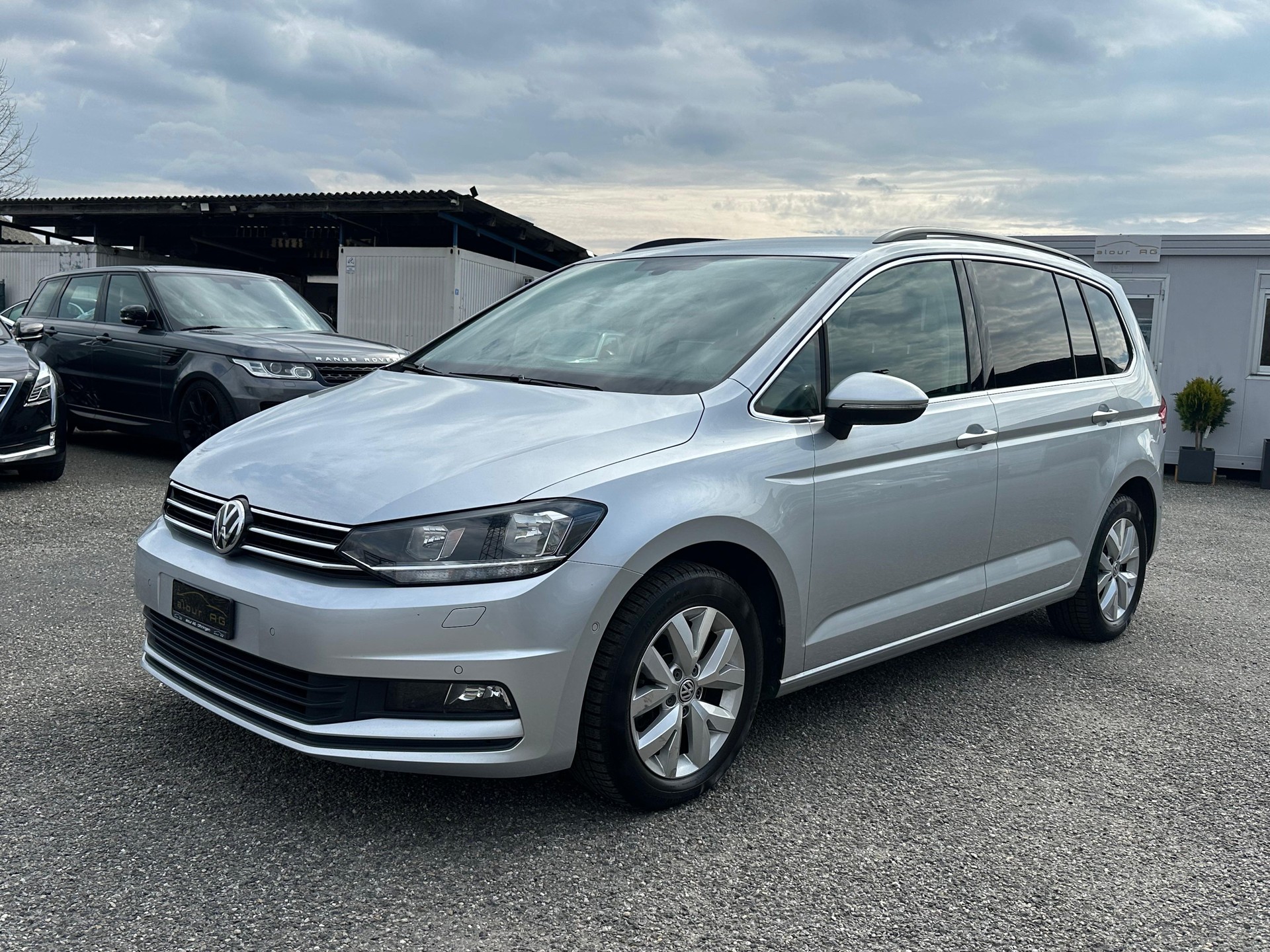 VW Touran 1.6 TDI BlueMotion Technology Comfortline DSG-image-1
