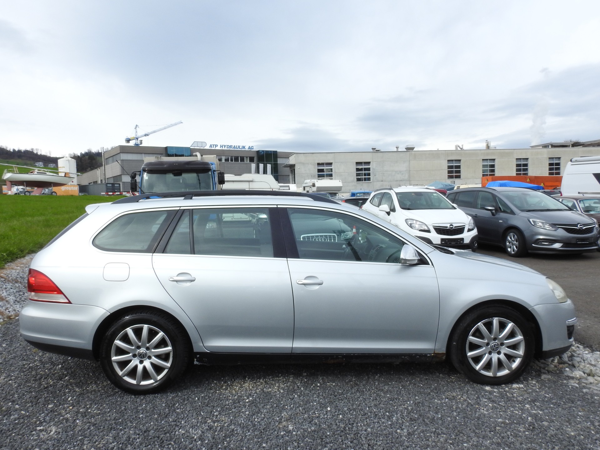 VW Golf Variant 2.0 TDI Comfortline-image-6