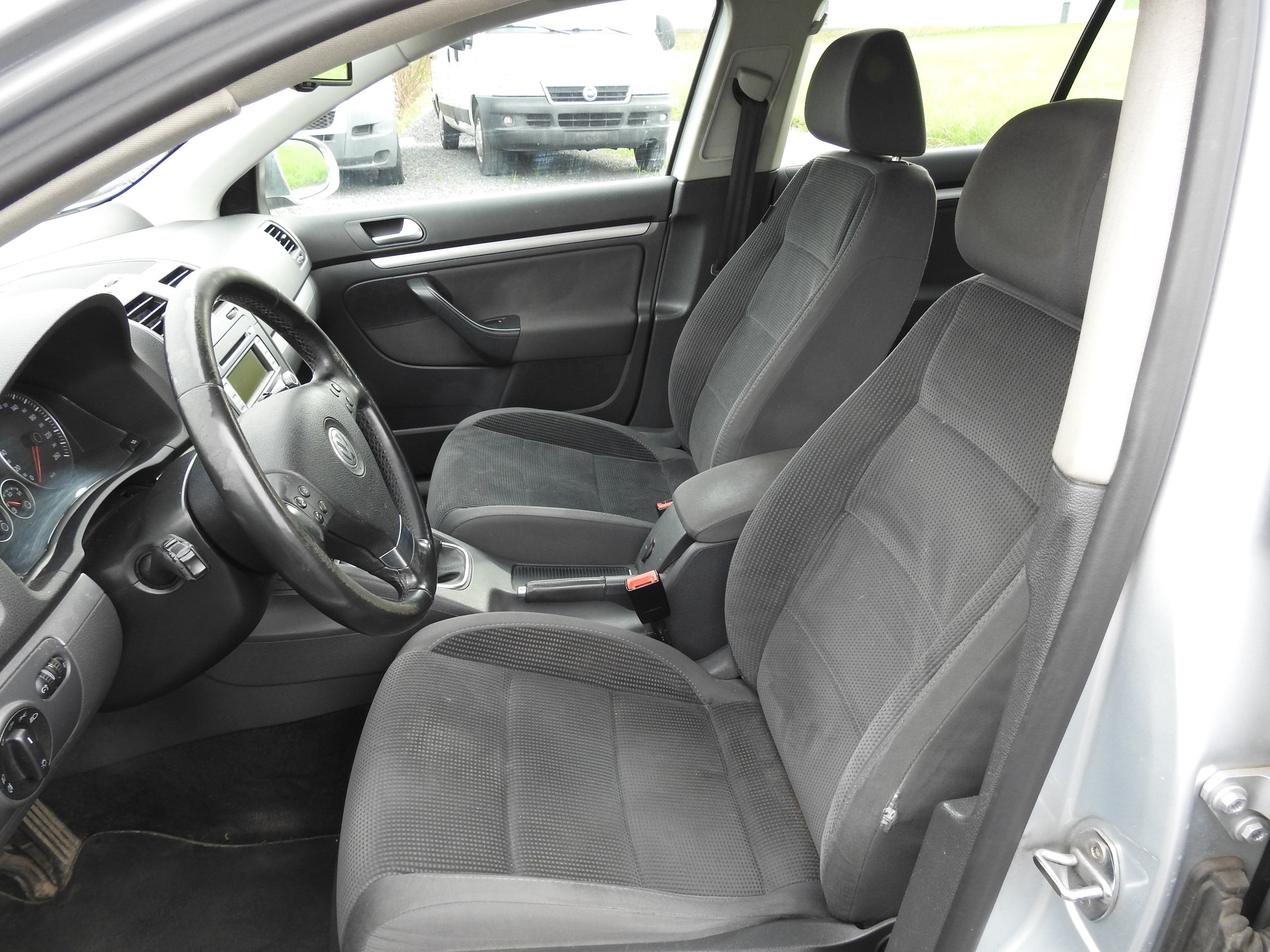 VW Golf Variant 2.0 TDI Comfortline-image-11