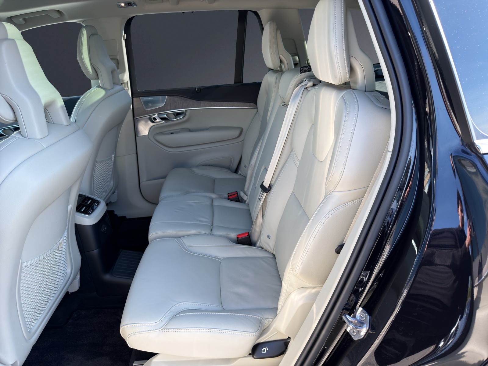 VOLVO XC90 T8 eAWD Inscription Expression Geartronic-image-10