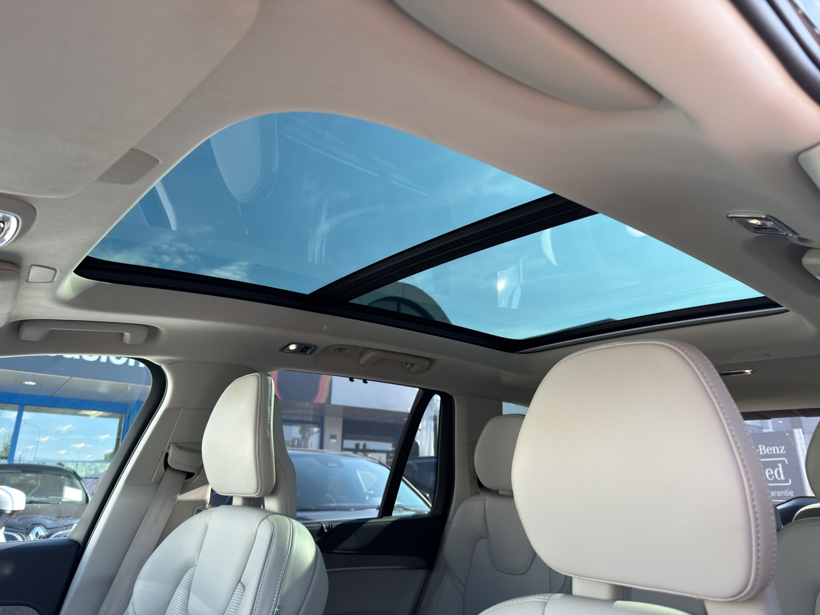 VOLVO XC90 T8 eAWD Inscription Expression Geartronic-image-16