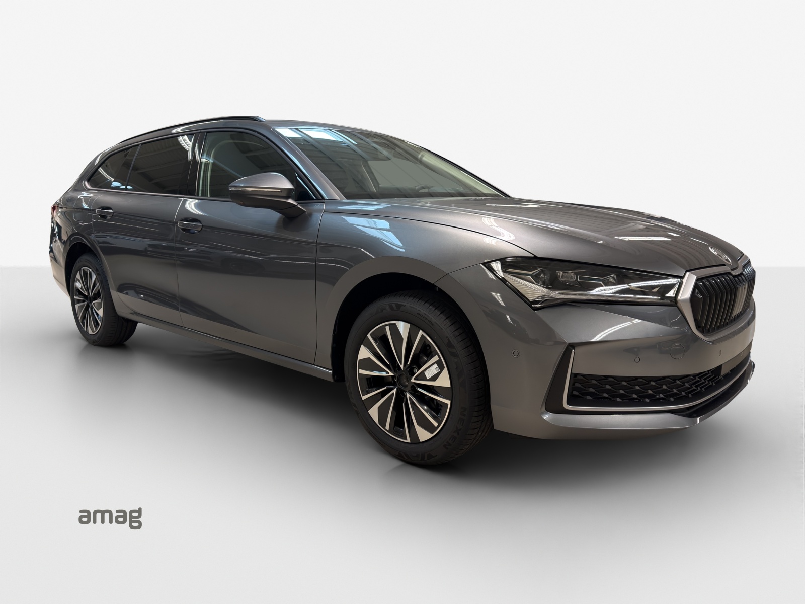 SKODA Superb Combi 1.5 TSI PHEV Selection DSG-image-5