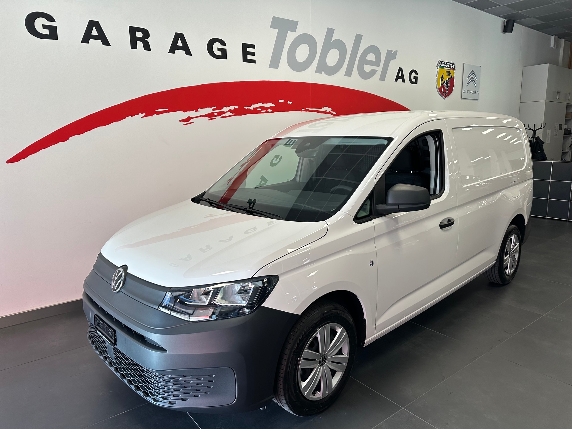 VW Caddy Cargo 2.0TDI Maxi-showroom-element-1