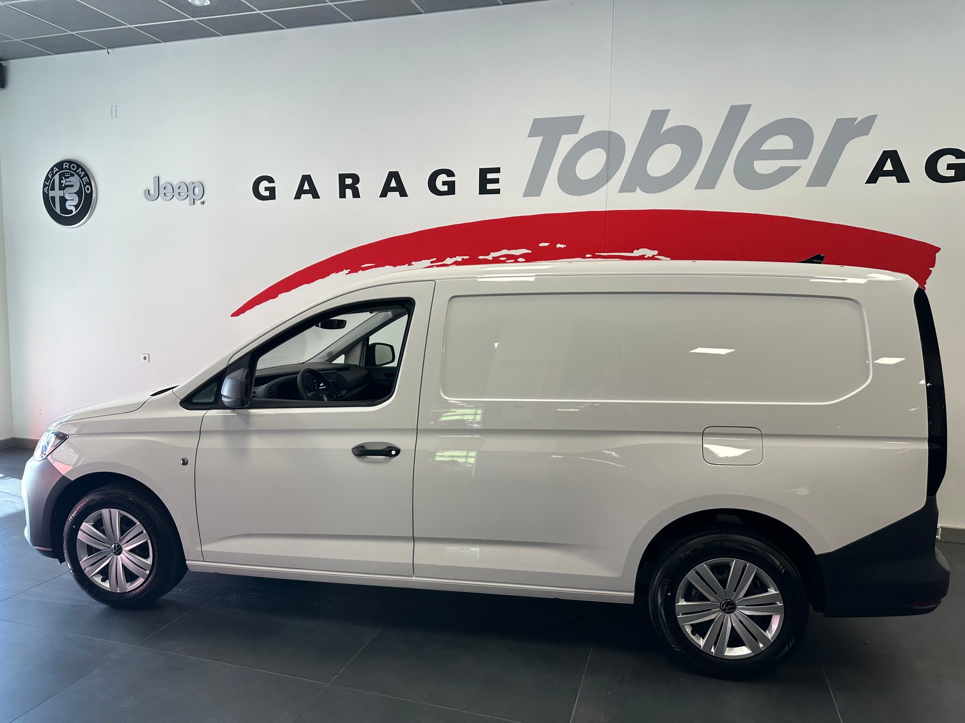VW Caddy Cargo 2.0TDI Maxi-image-6