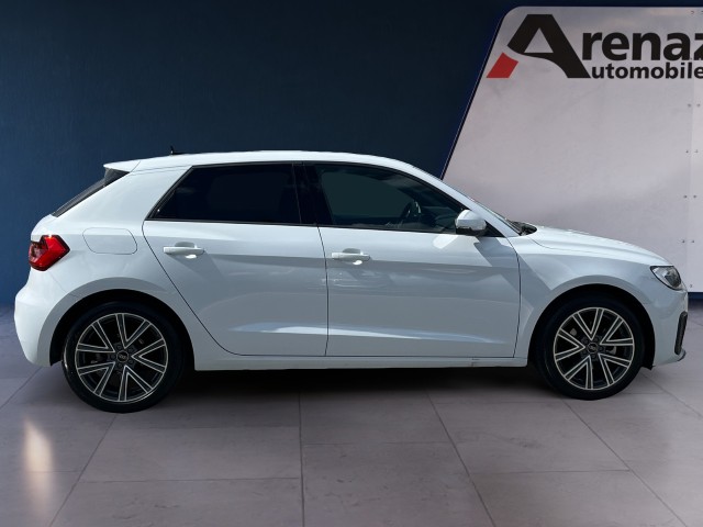 AUDI A1 Sportback 30 TFSI Attraction S-tronic-image-5