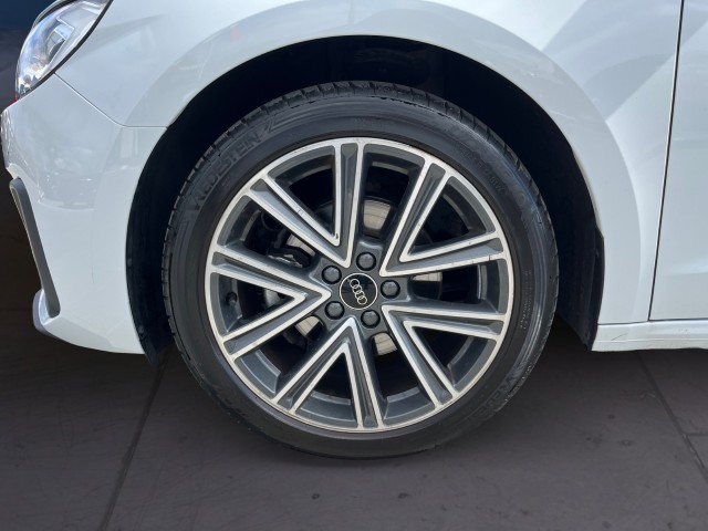 AUDI A1 Sportback 30 TFSI Attraction S-tronic-image-8
