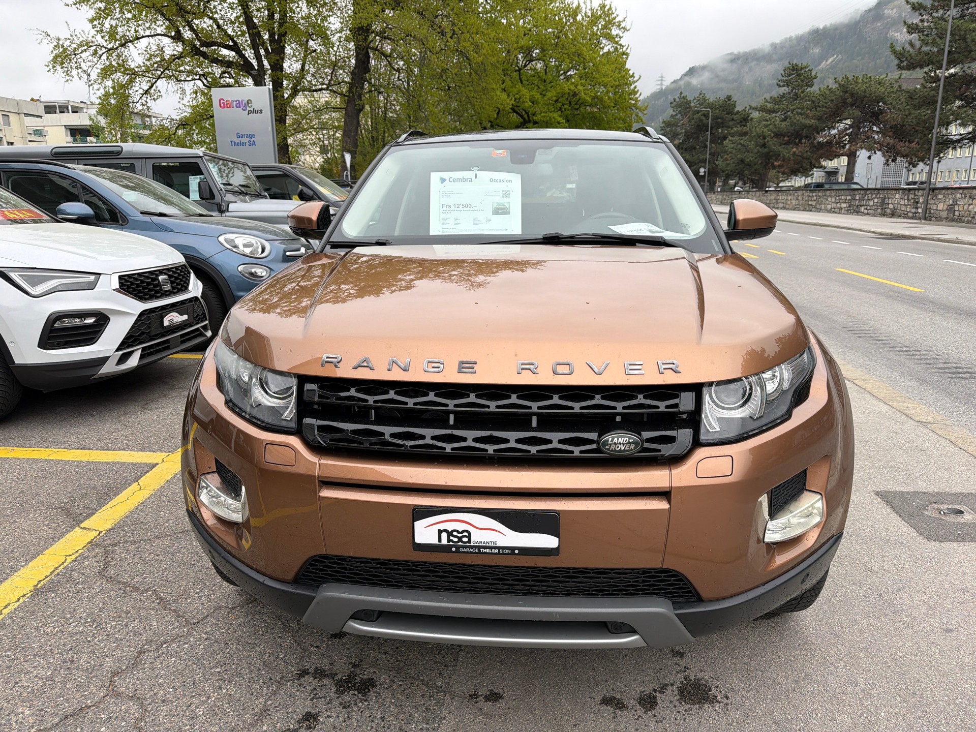 LAND ROVER Range Rover Evoque 2.0 Si4 Pure AT9-image-1