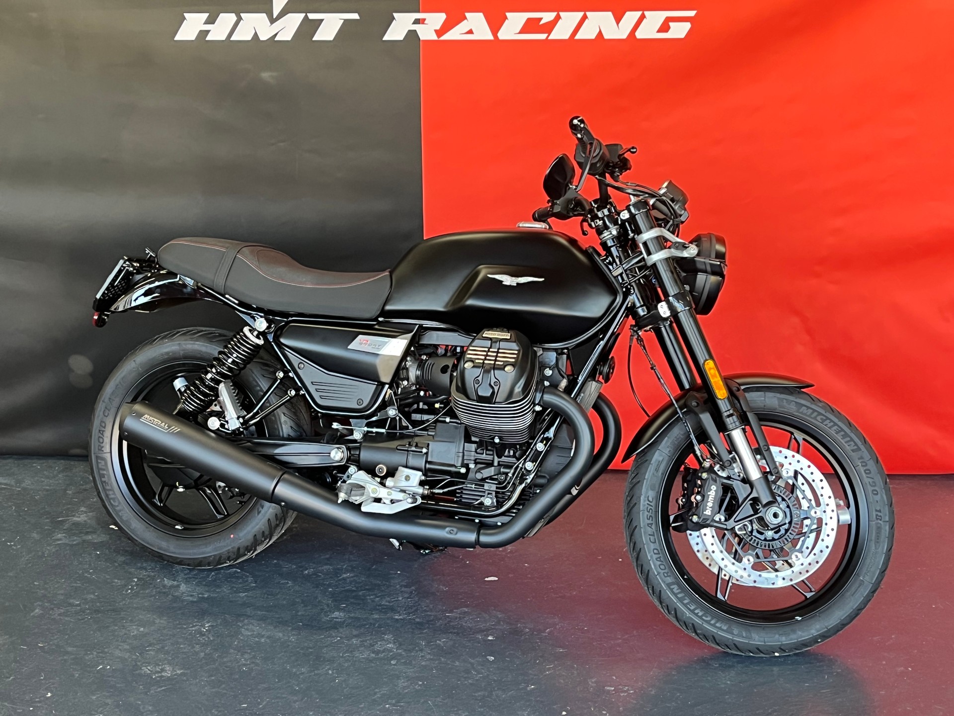 MOTO GUZZI V7 IV 850 Special Black level Evo