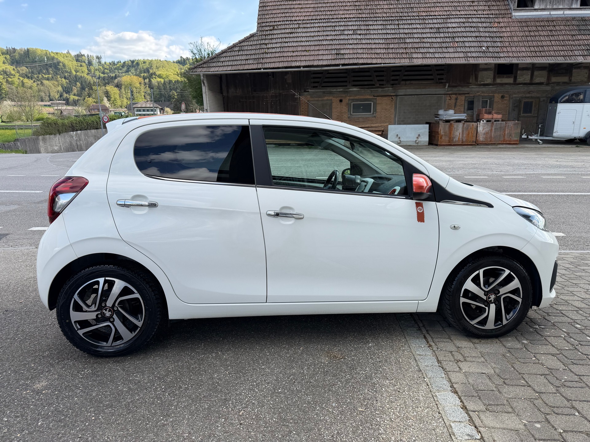 PEUGEOT 108 1.2 VTi Roland Garros Top-image-6