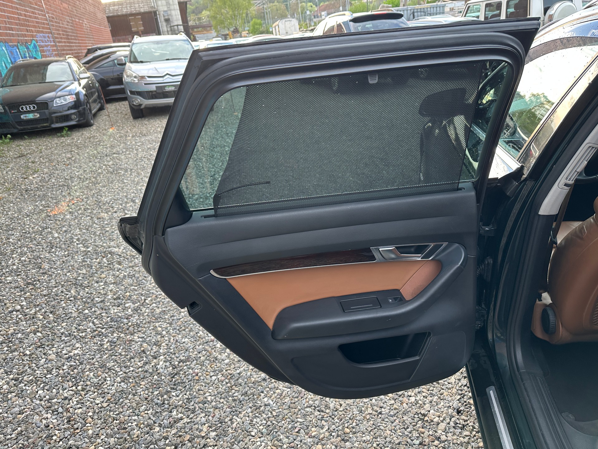 AUDI A6 Avant 3.0 V6 TDI quattro-image-9