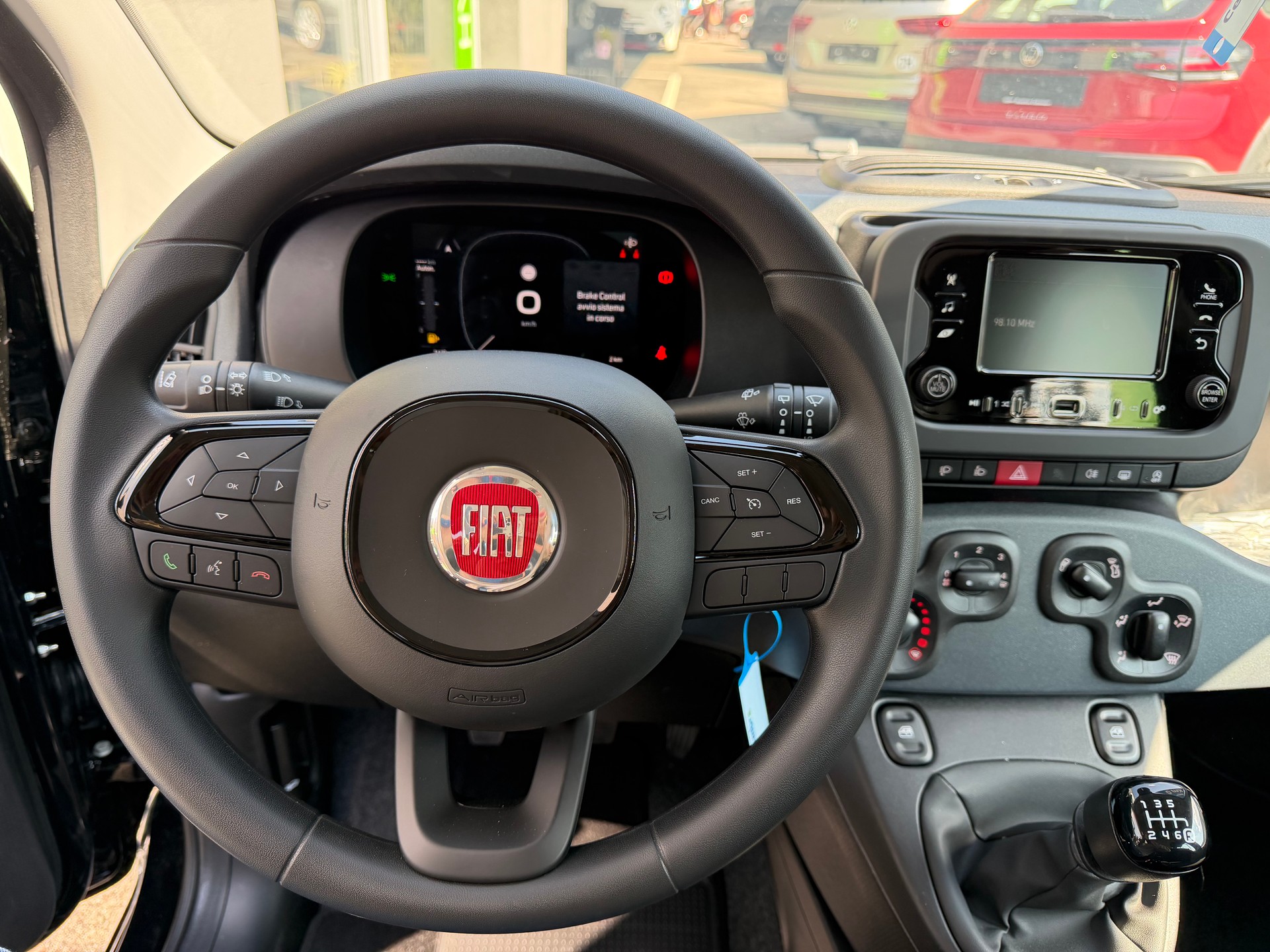 FIAT Panda 1.0 MHEV City Life-image-10