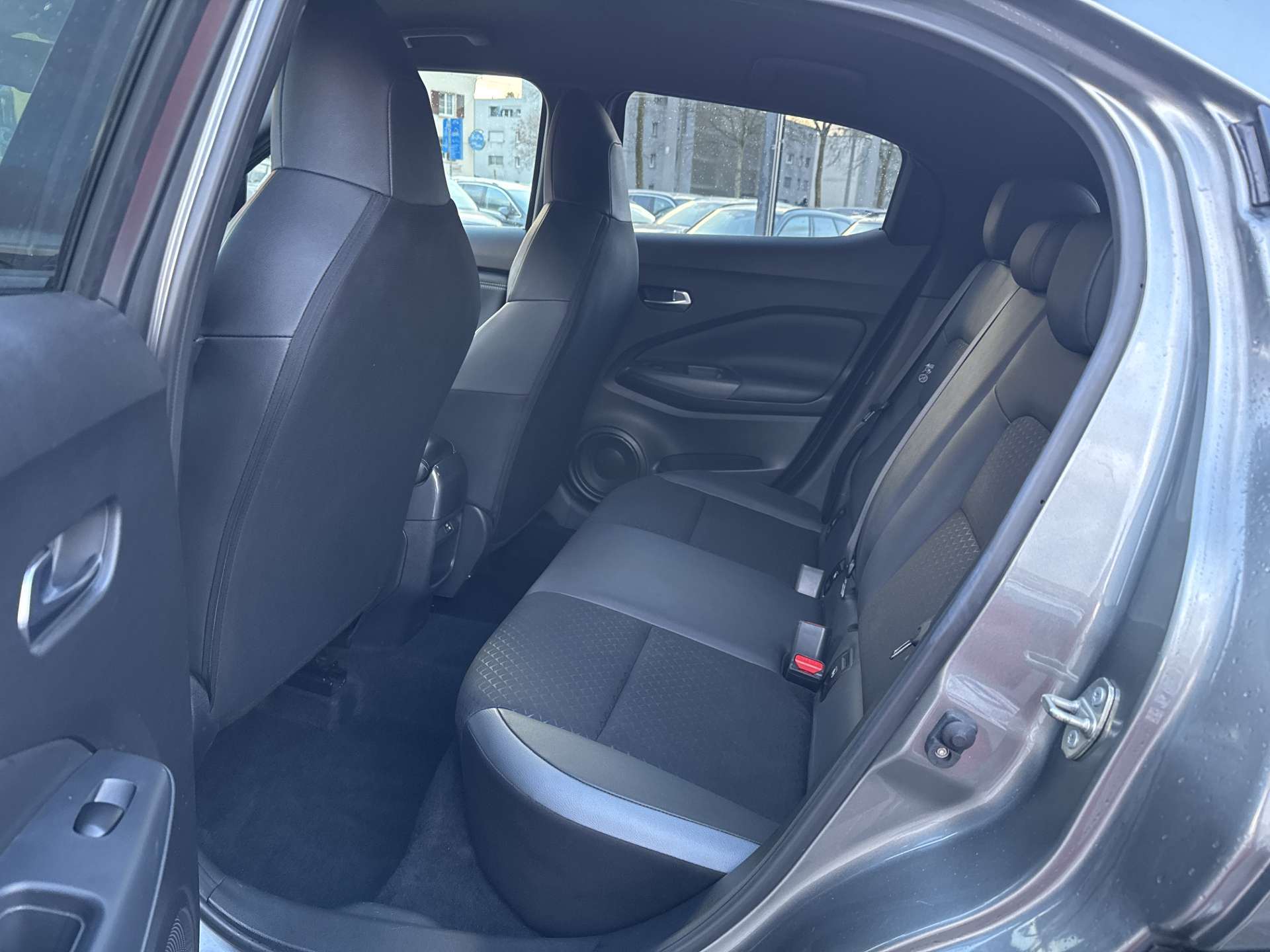 NISSAN Juke 1.6 FHEV Hybrid N-Connecta Automat-image-6