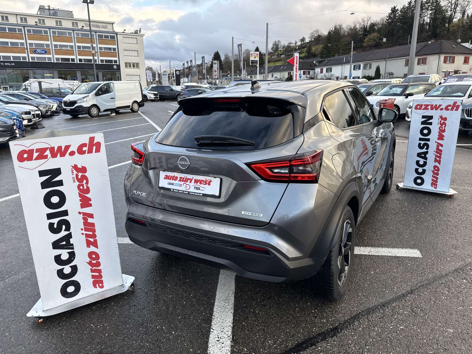 NISSAN Juke 1.6 FHEV Hybrid N-Connecta Automat-image-2