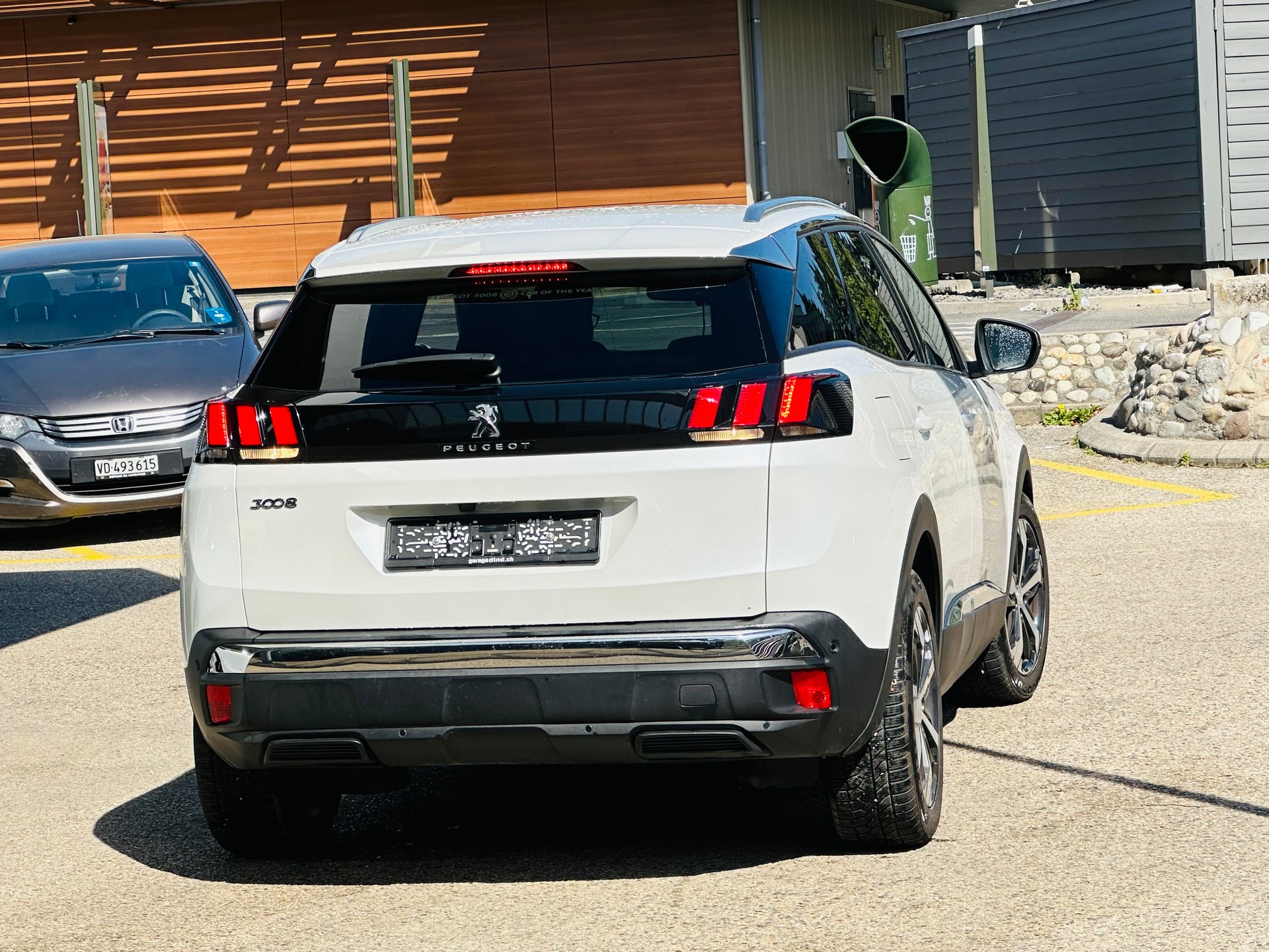 PEUGEOT 3008 1.6 THP Allure EAT-image-9