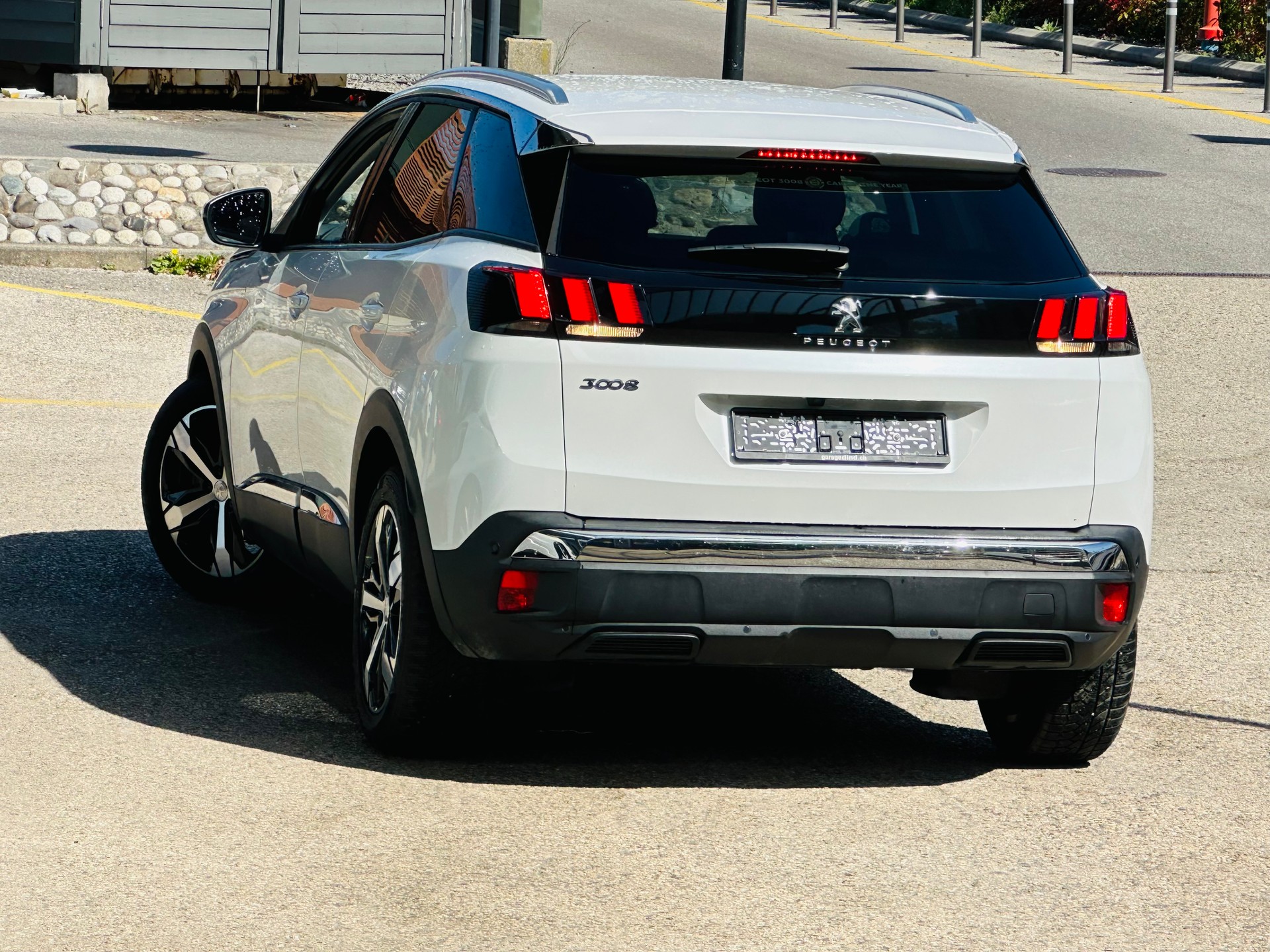 PEUGEOT 3008 1.6 THP Allure EAT-image-6