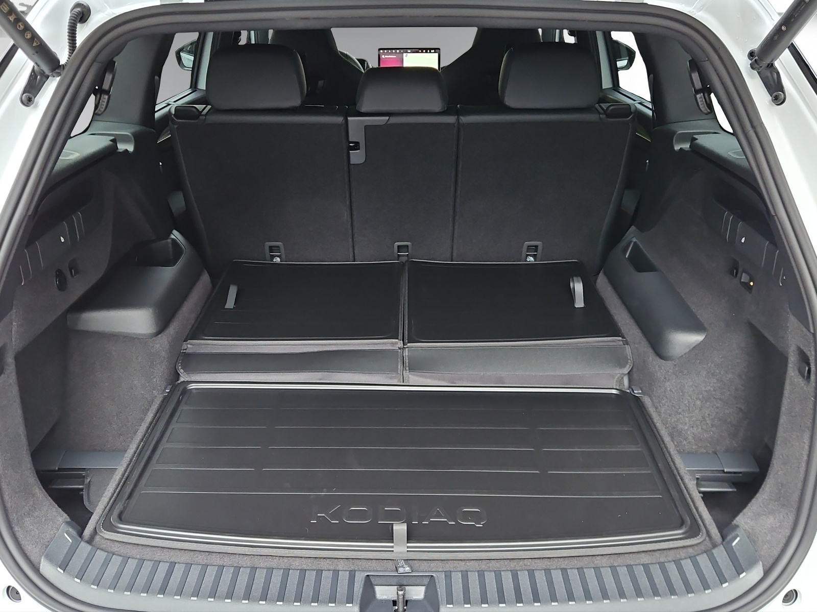 SKODA Kodiaq 2.0 TSI RS 4x4-image-14