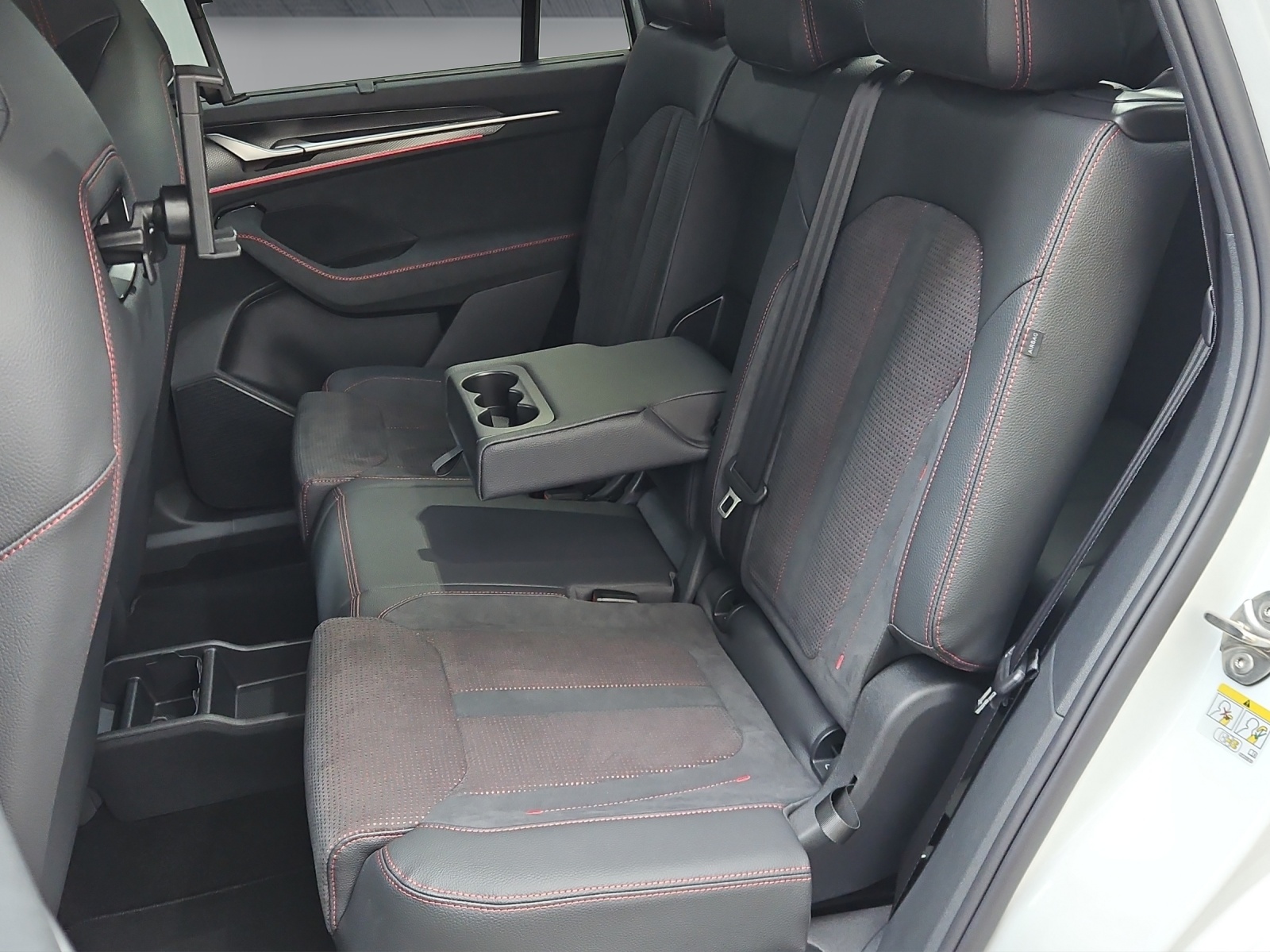 SKODA Kodiaq 2.0 TSI RS 4x4-image-11
