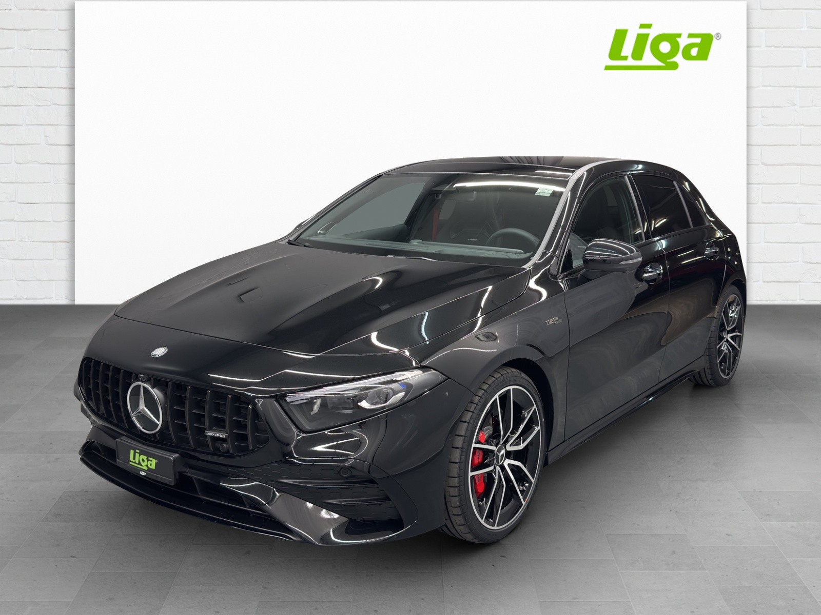 MERCEDES-BENZ AMG A 35 4Matic-image-1