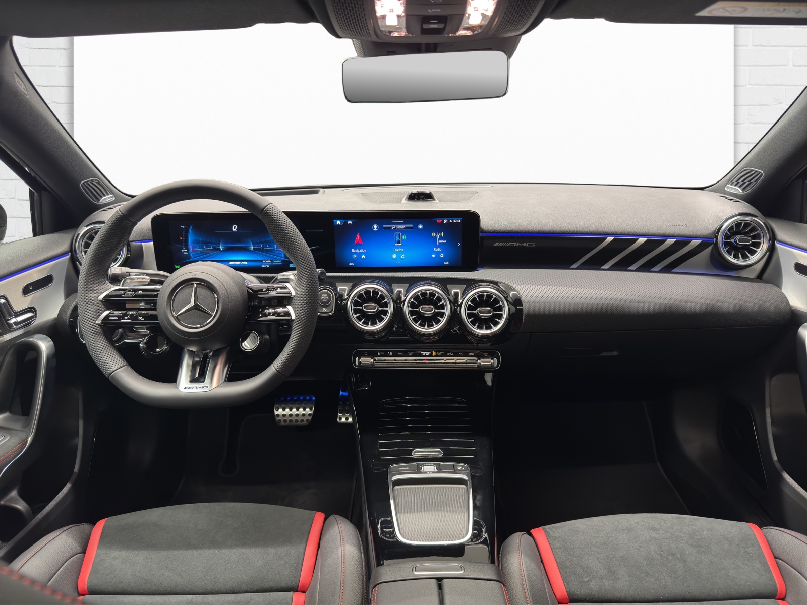 MERCEDES-BENZ AMG A 35 4Matic-image-7
