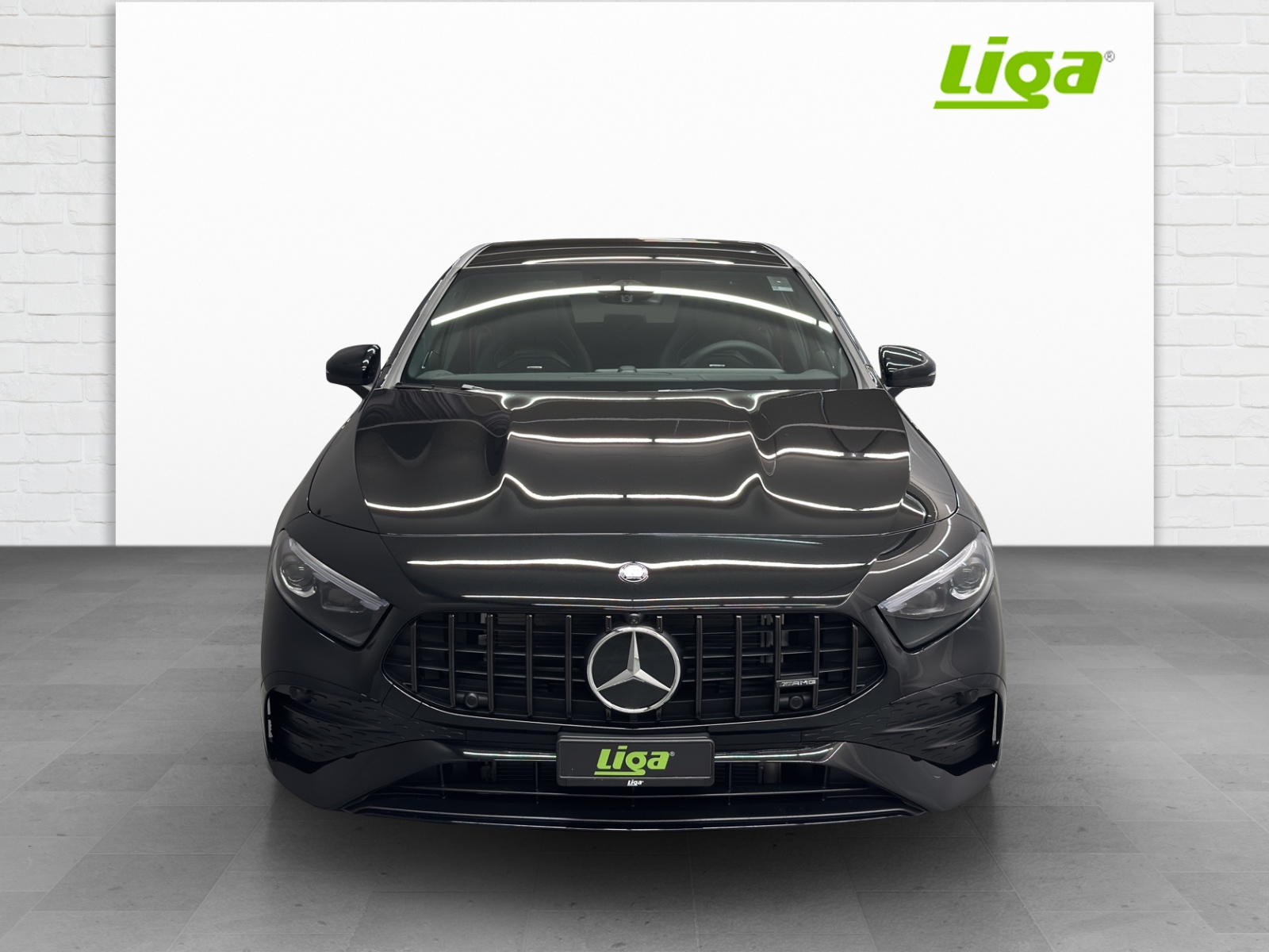 MERCEDES-BENZ AMG A 35 4Matic-image-2
