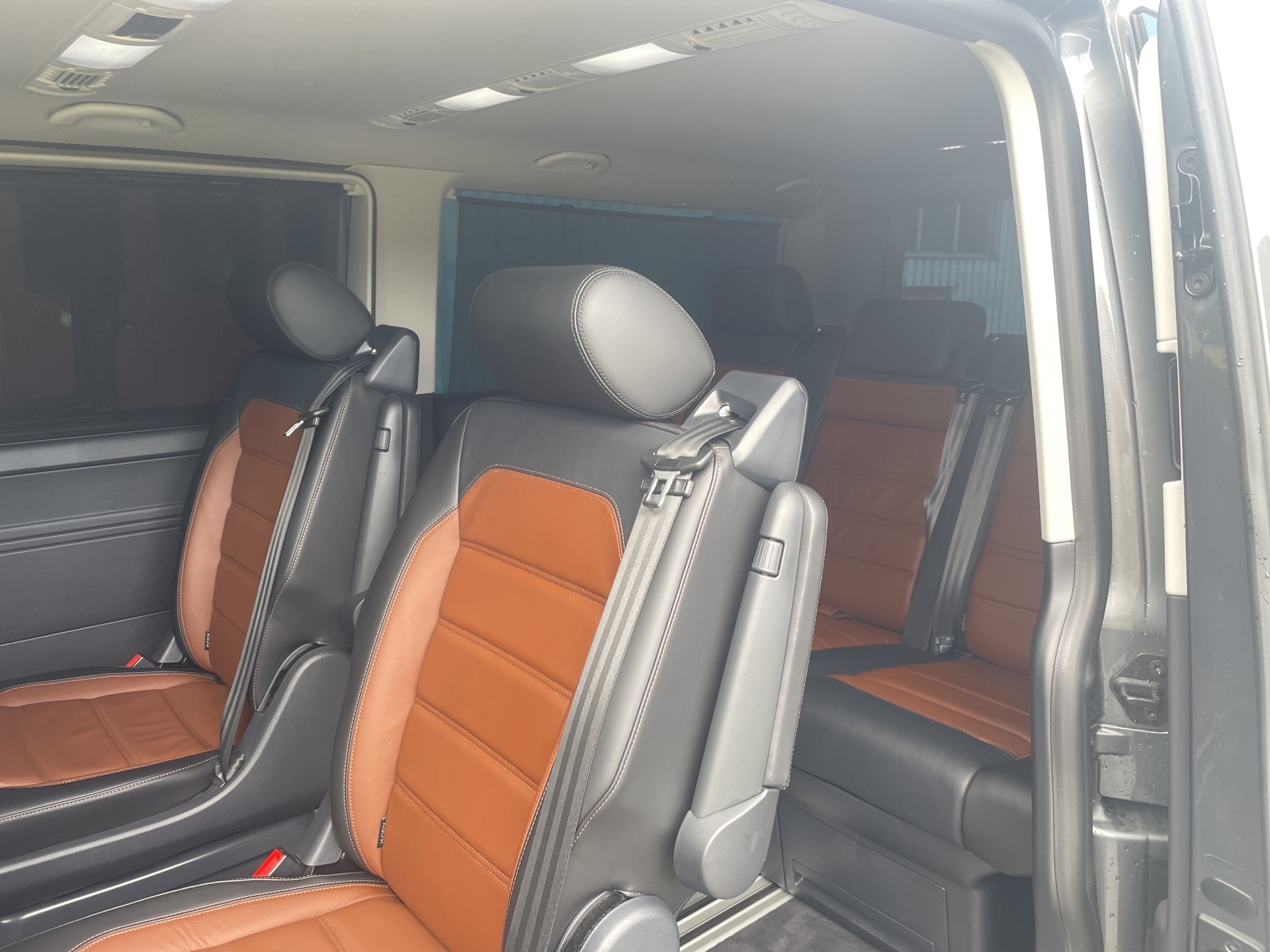 VW T6.1 Multivan 2.0 BI-TDI Highline DSG 4M / 204PS + Langer Radstand 3400mm-image-14