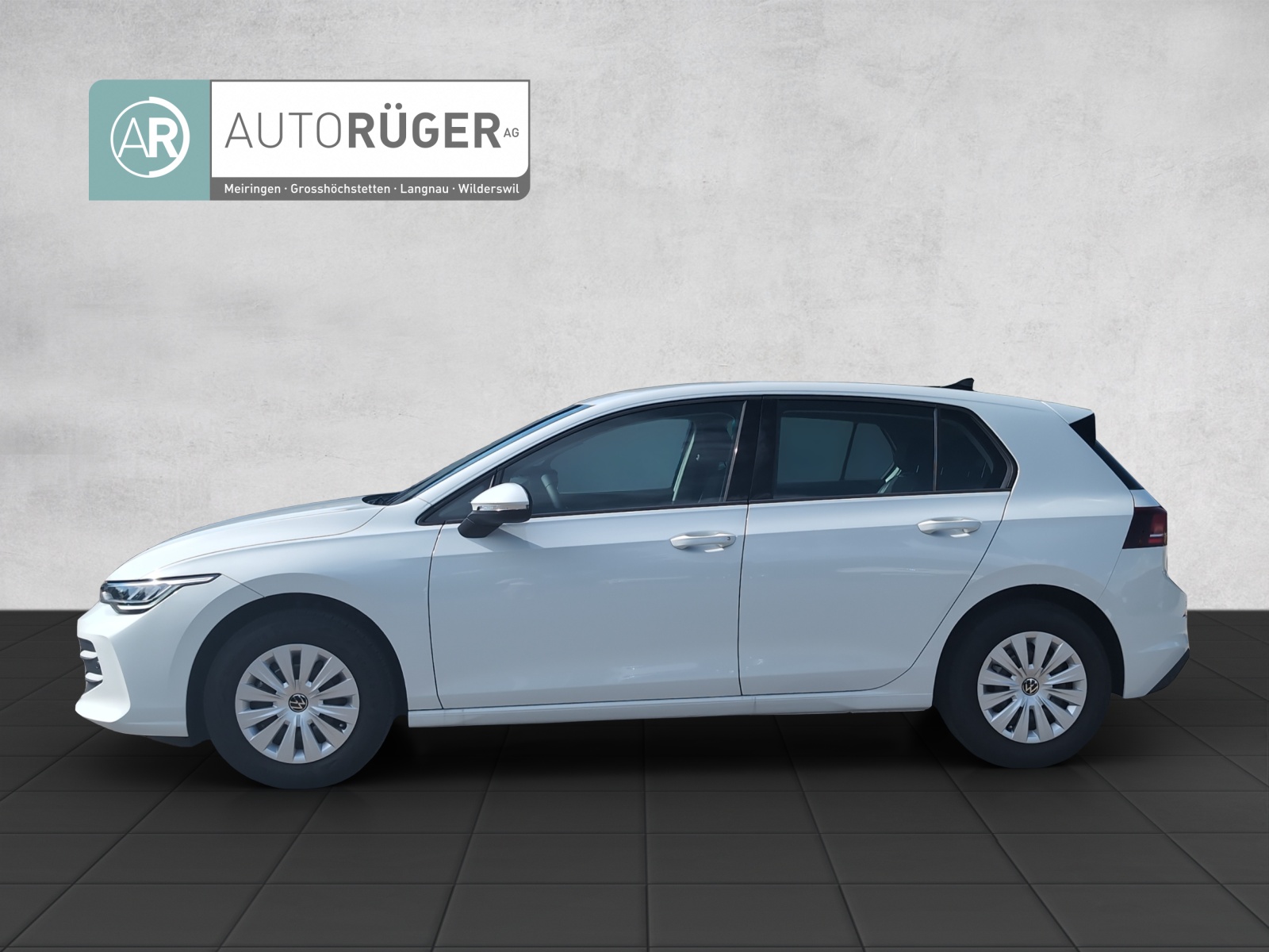 VW Golf Basis-image-2