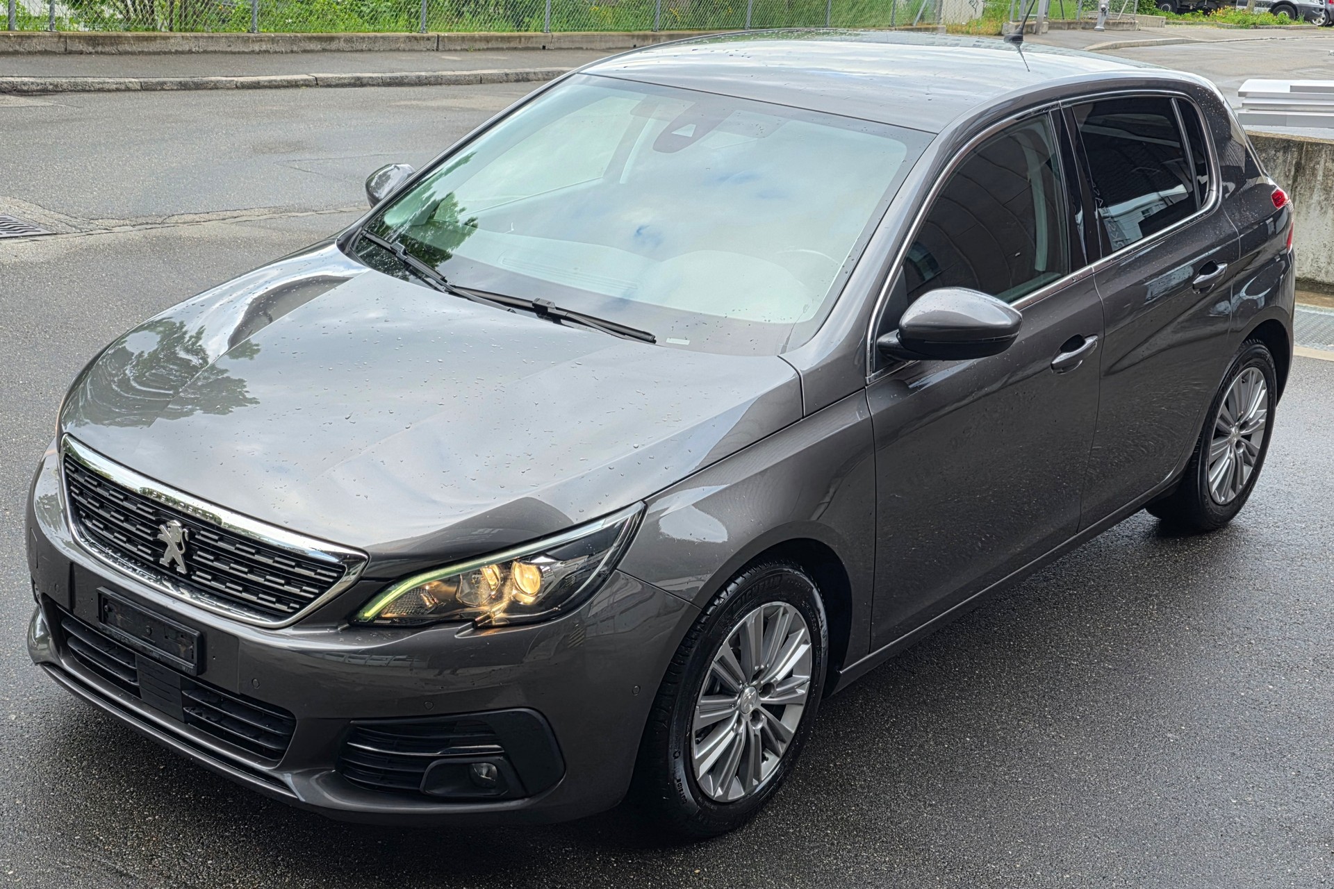 PEUGEOT 308 1.2 Pure Tech Style EAT8-image-2