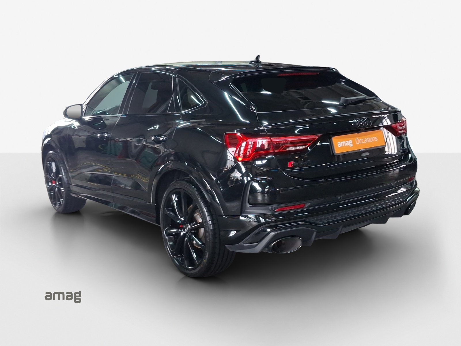 AUDI RS Q3 Sportback quattro S tronic-image-2