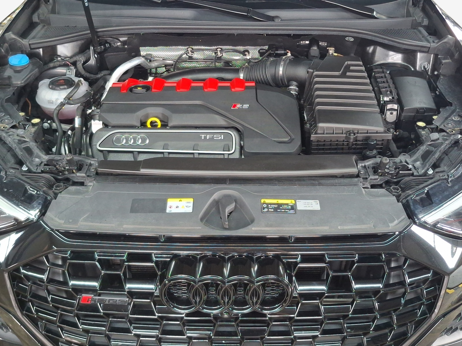 AUDI RS Q3 Sportback quattro S tronic-image-15
