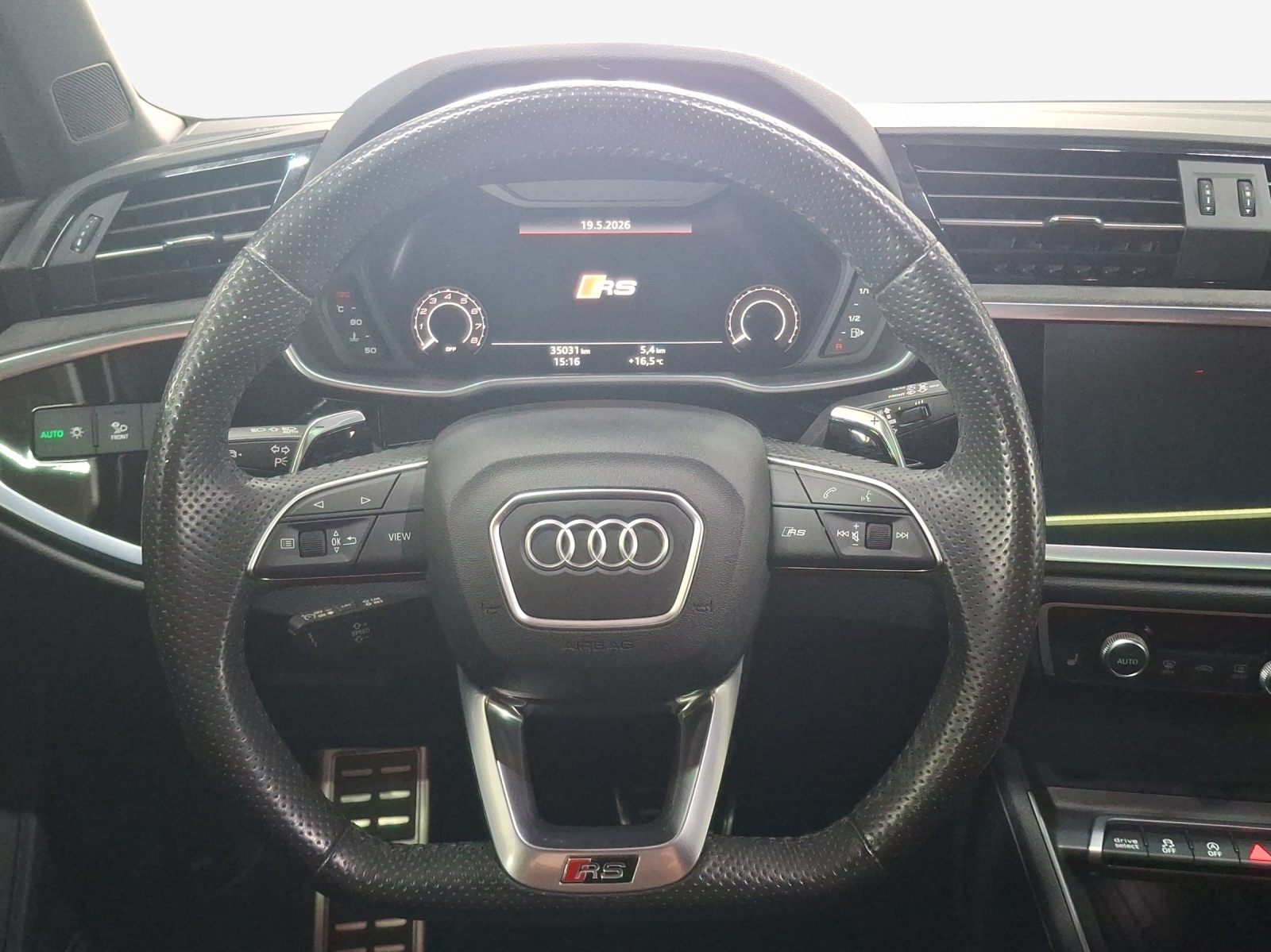 AUDI RS Q3 Sportback quattro S tronic-image-9