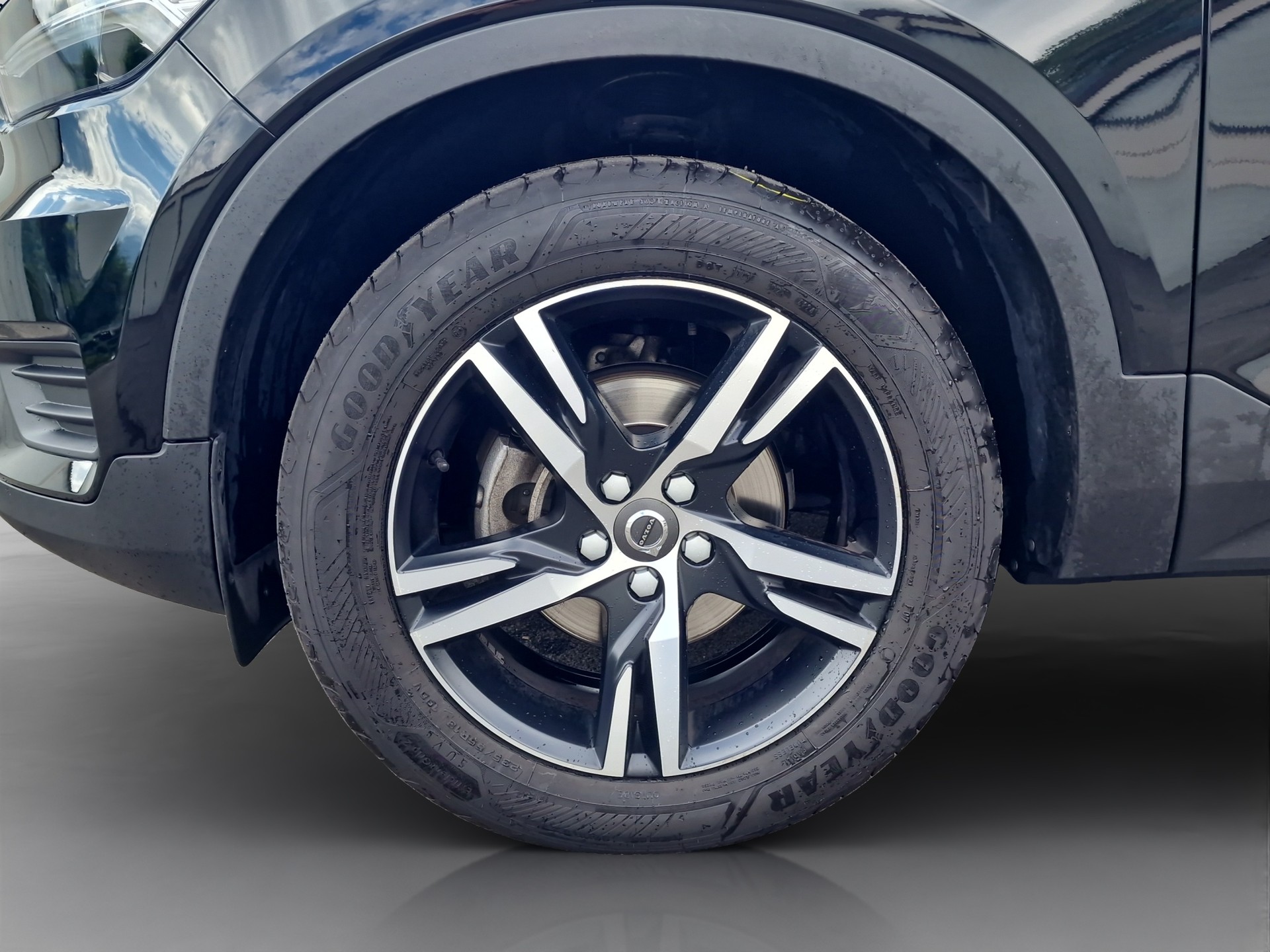 VOLVO XC40 1.5 T3 Momentum-image-8