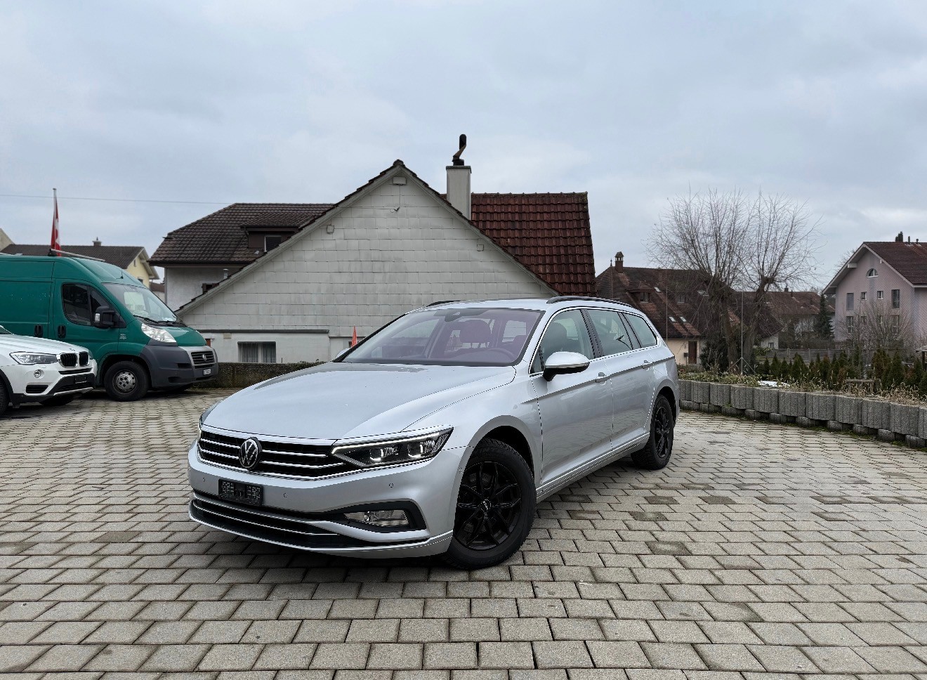 VW Passat 2.0 TDI BMT Business 4Motion DSG-image-0