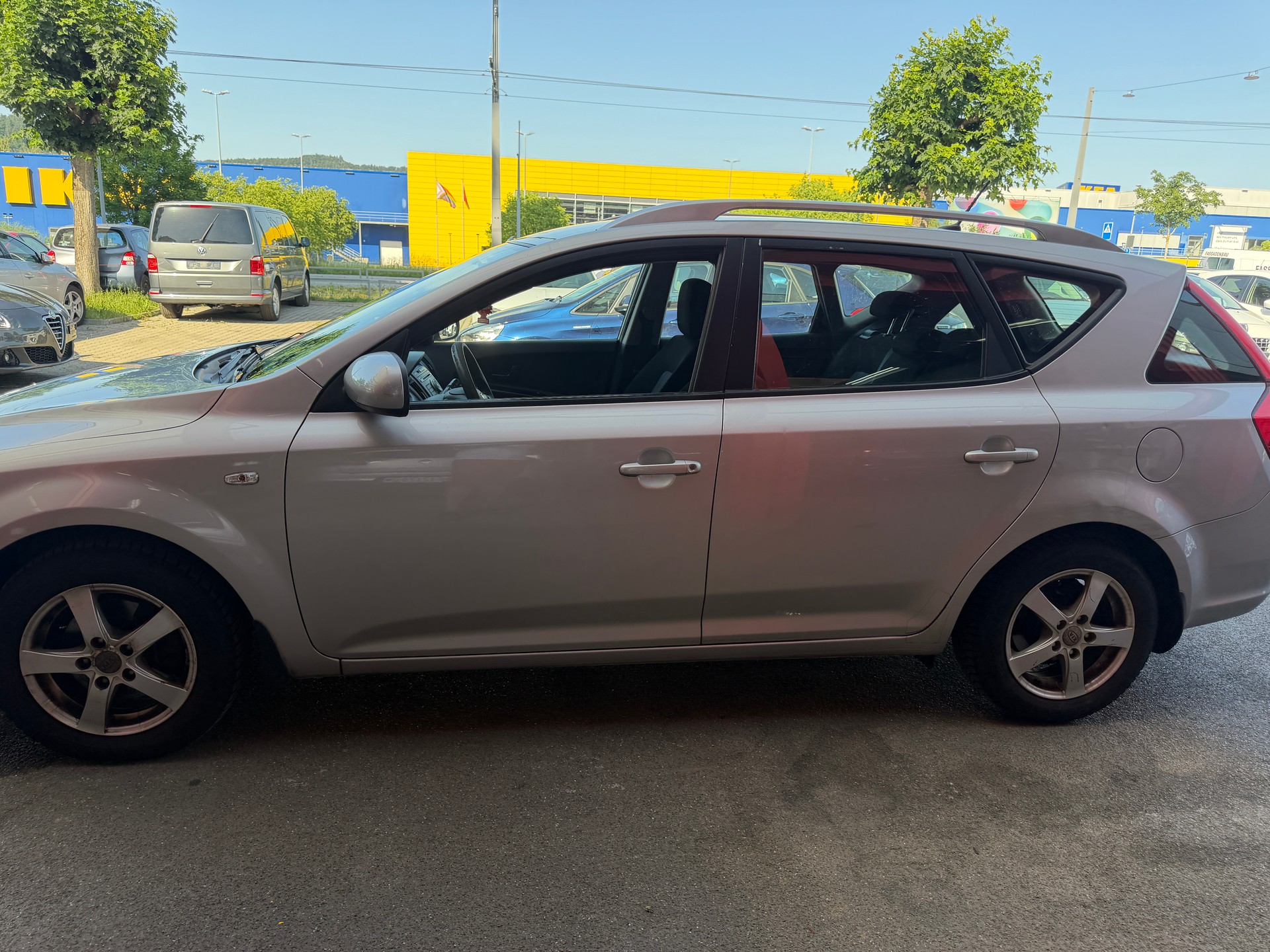 KIA Cee'd Sporty Wagon 1.4 16V Basic-image-3