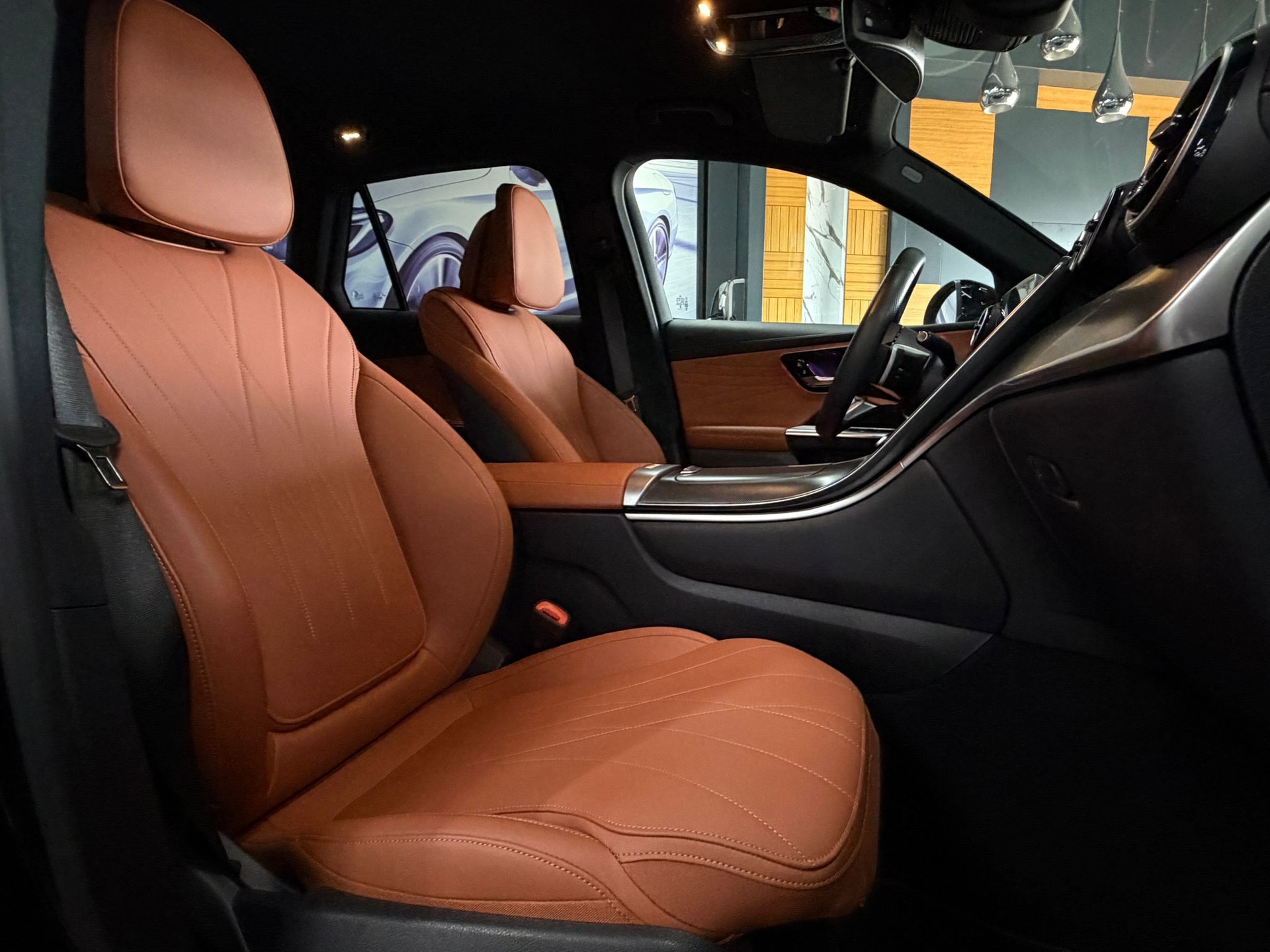 MERCEDES-BENZ GLC 450d 4Matic AMG Line 9G-Tronic-image-27