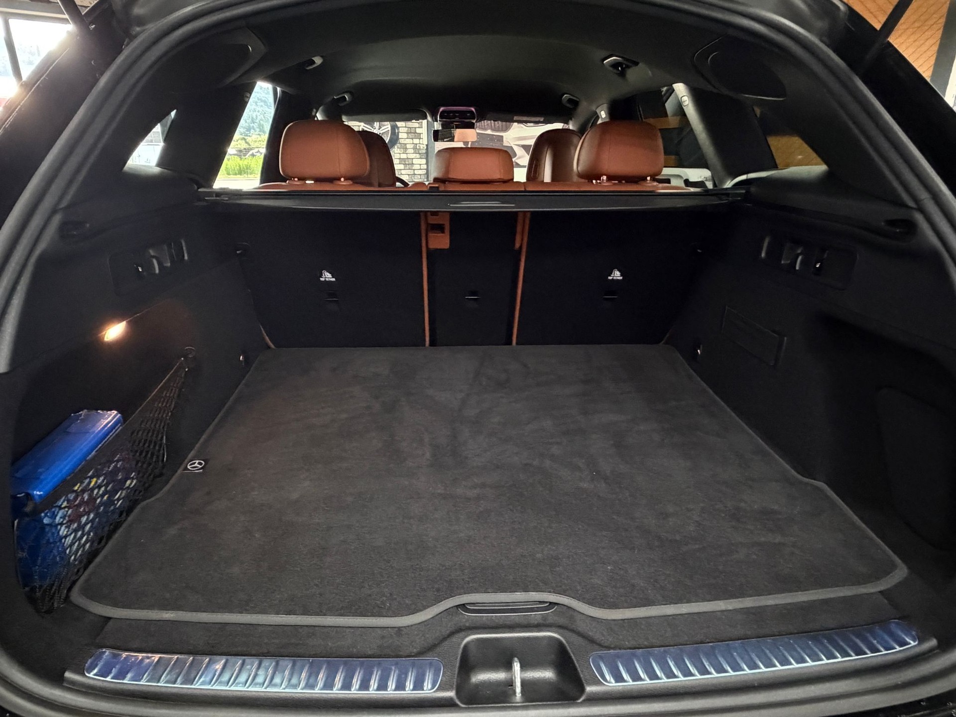 MERCEDES-BENZ GLC 450d 4Matic AMG Line 9G-Tronic-image-24