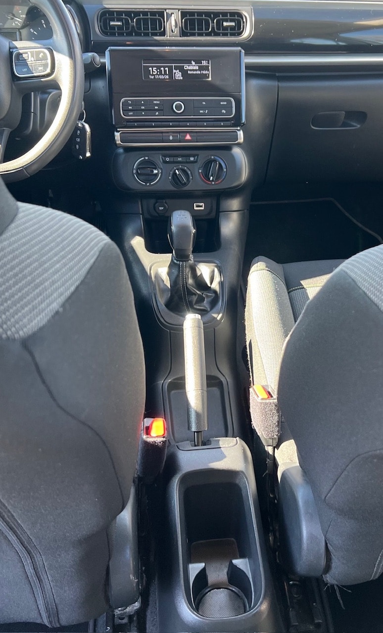 CITROEN C3 1.2i PureTech Feel-image-11