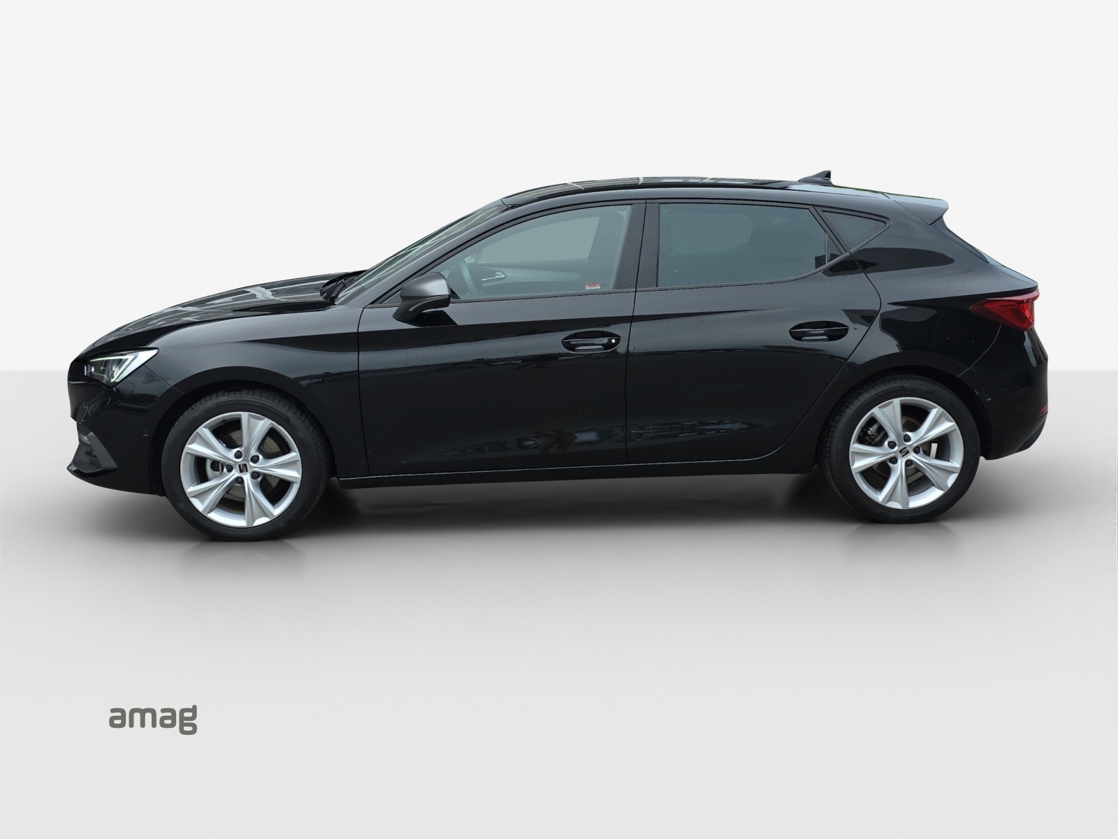 SEAT Leon 1.5 eTSI mHEV DSG FR-image-1