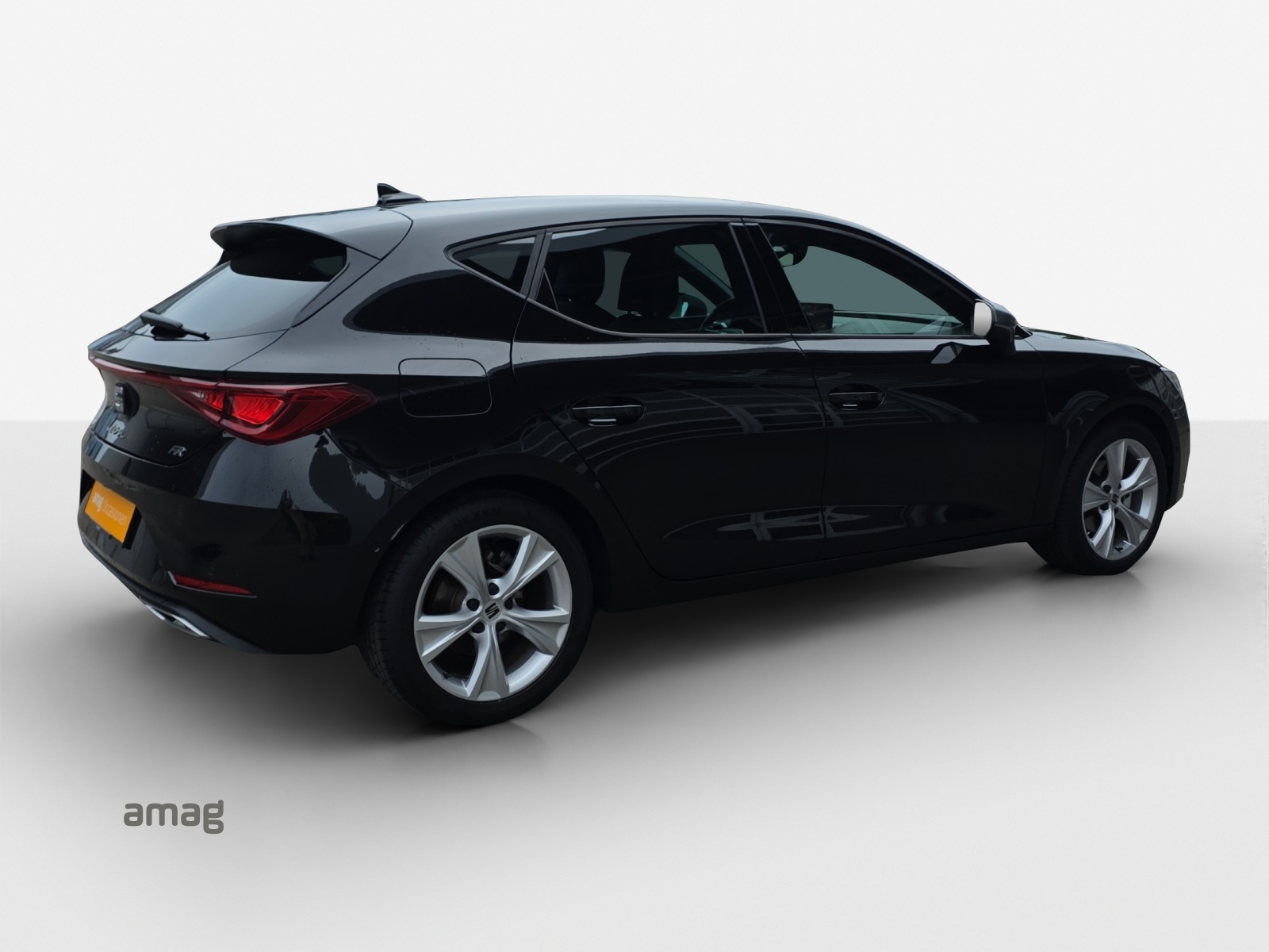 SEAT Leon 1.5 eTSI mHEV DSG FR-image-4