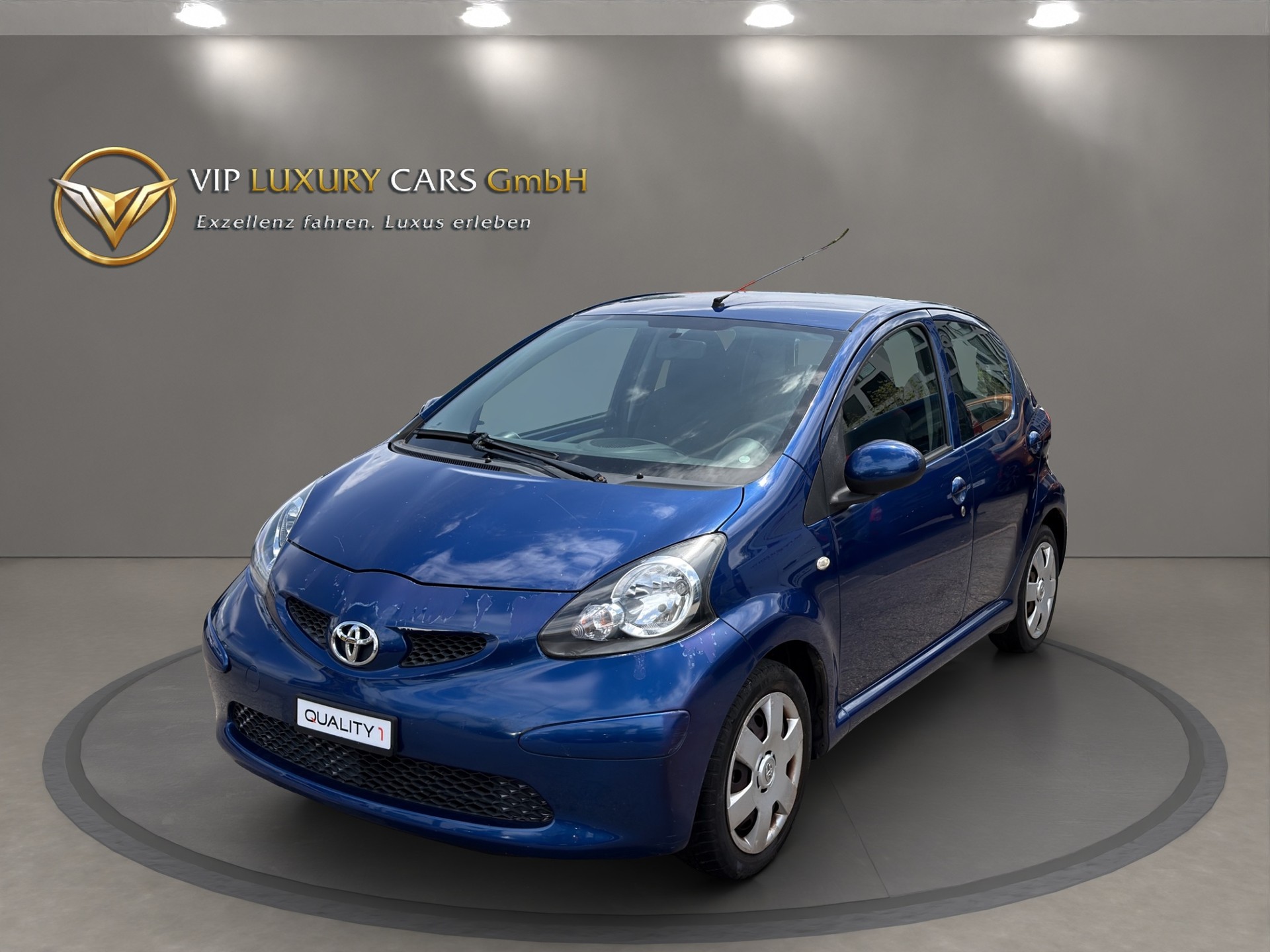 TOYOTA Aygo 1.0 Linea Terra-image-1