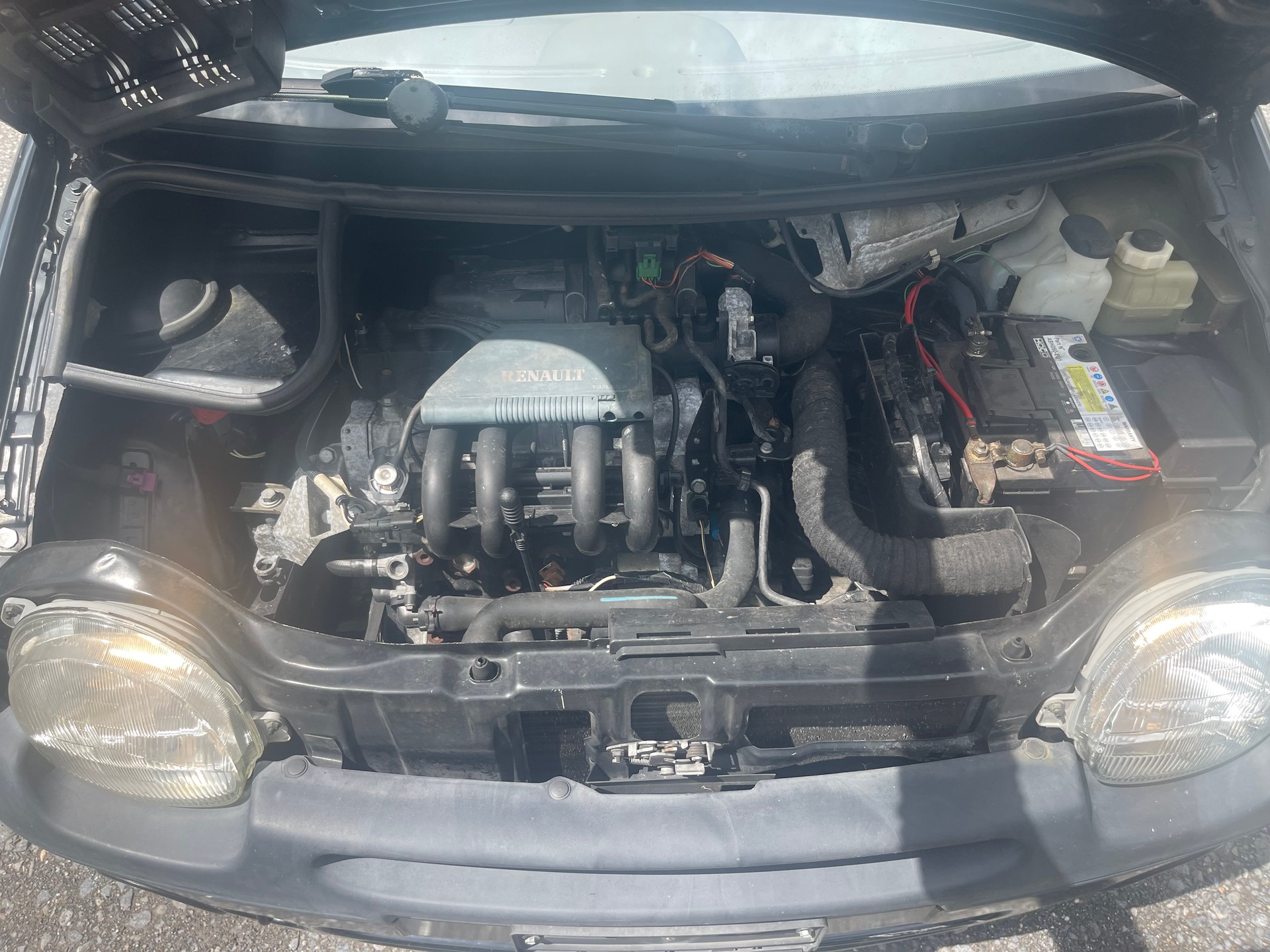 RENAULT Twingo 1.2 Hélios-image-8