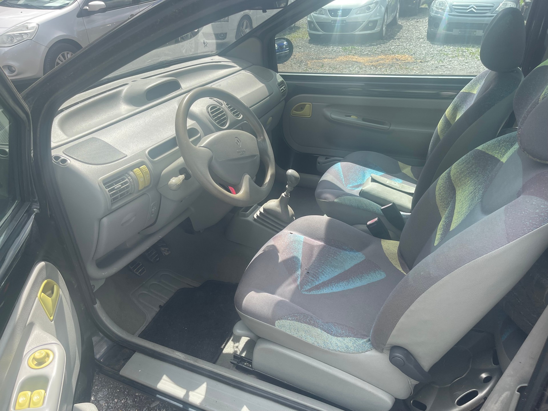 RENAULT Twingo 1.2 Hélios-image-7