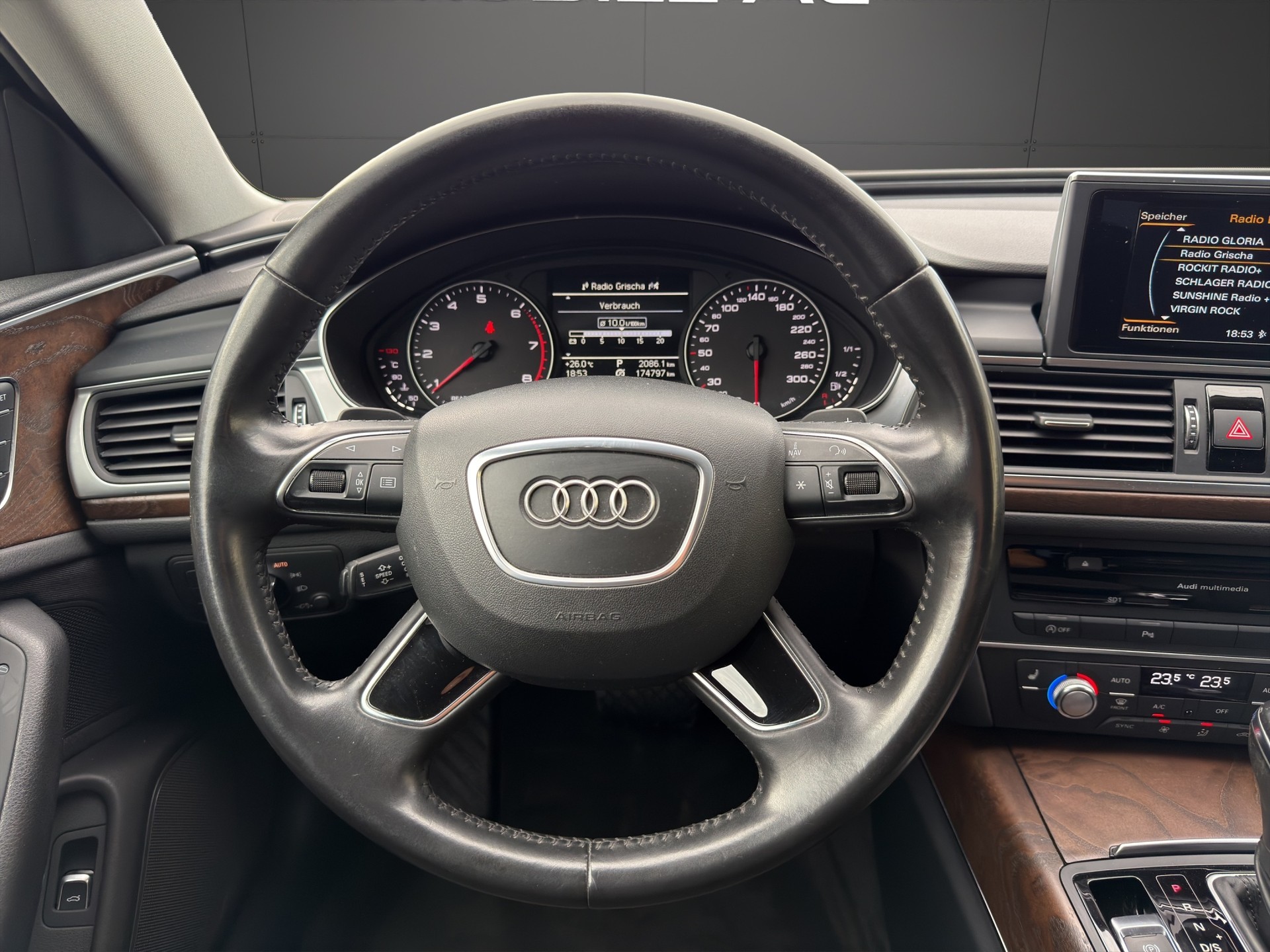 AUDI A6 Avant 2.0 TFSI S-tronic-image-11